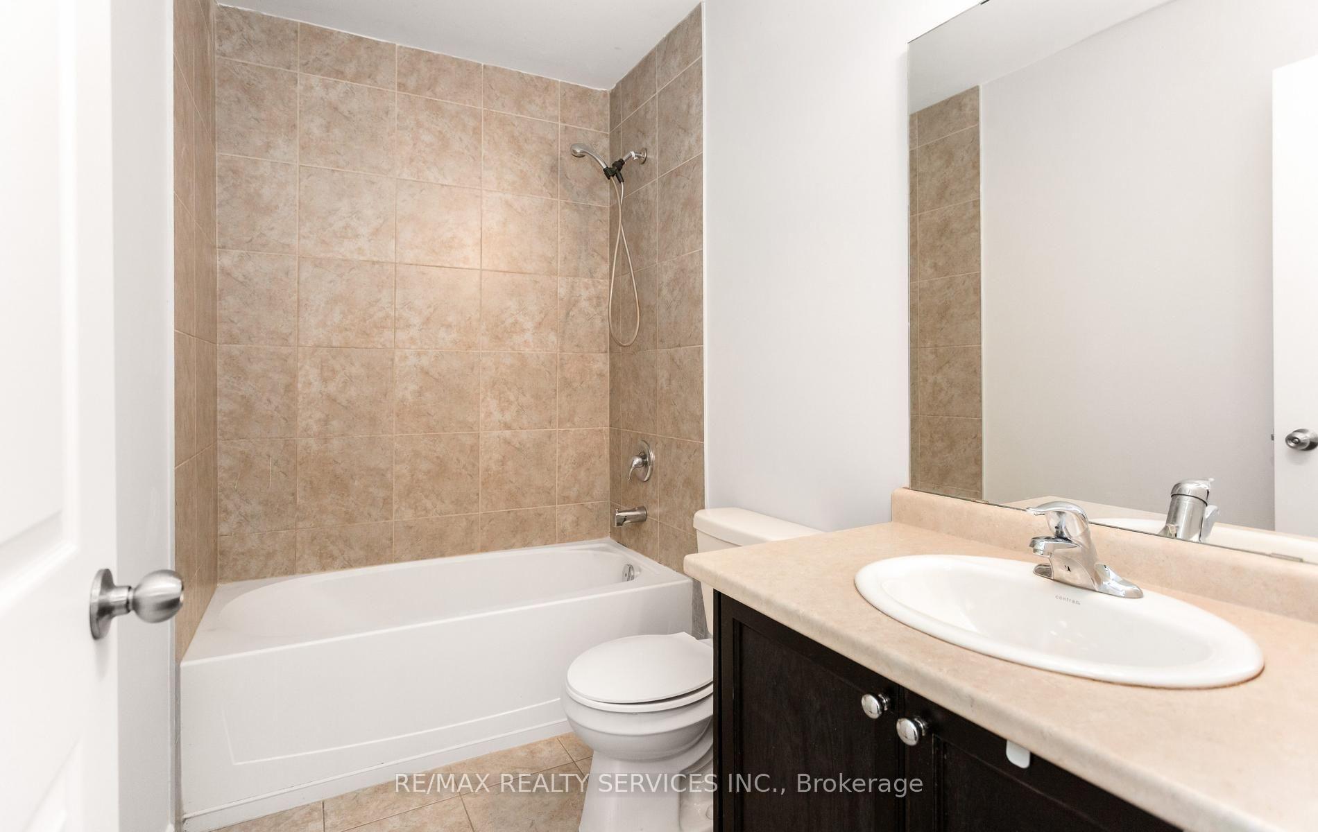 Photo 42 of 21 Dorchester Terrace, Hamilton, Stoney Creek Mountain — HOMEH