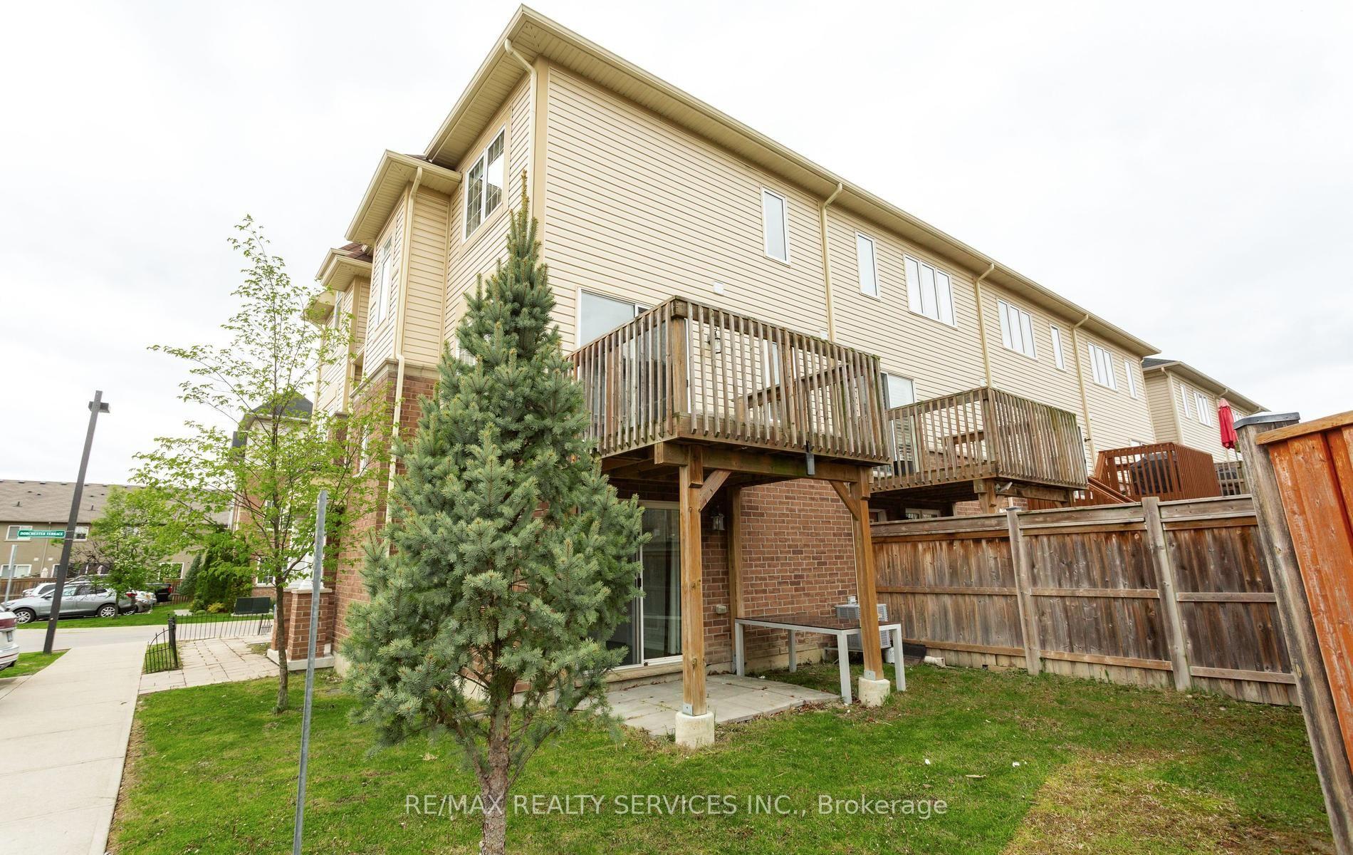 Photo 49 of 21 Dorchester Terrace, Hamilton, Stoney Creek Mountain — HOMEH