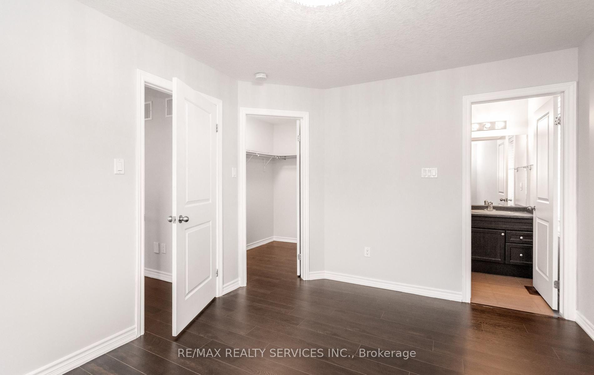 Photo 32 of 21 Dorchester Terrace, Hamilton, Stoney Creek Mountain — HOMEH