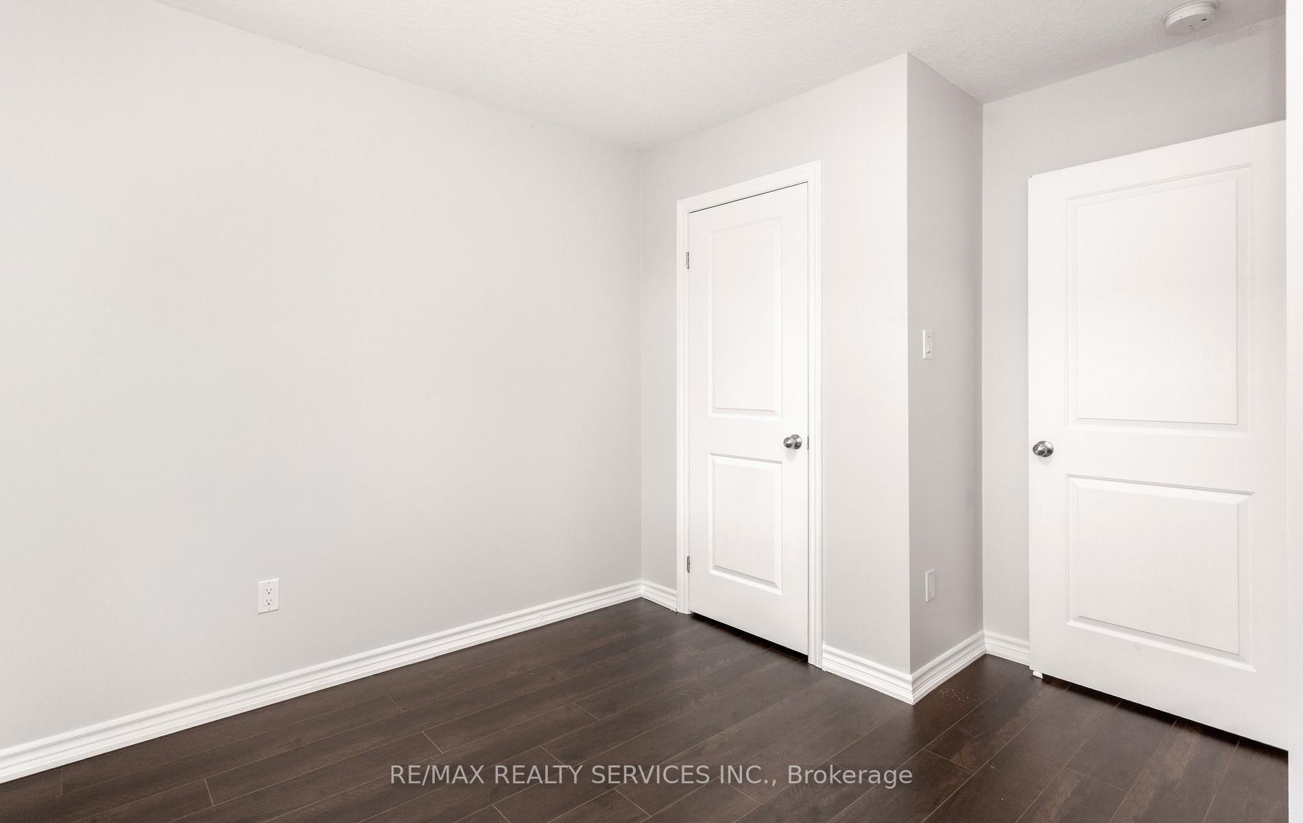 Photo 41 of 21 Dorchester Terrace, Hamilton, Stoney Creek Mountain — HOMEH