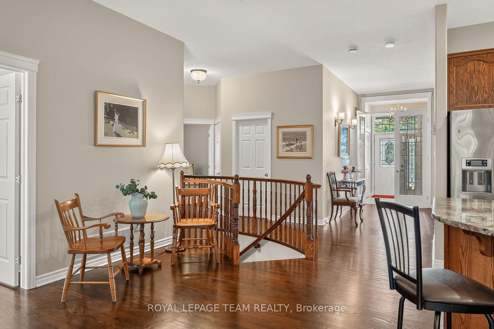 Photo 23 of 102 Golflinks Drive, Ottawa, Barrhaven - Stonebridge — HOMEH