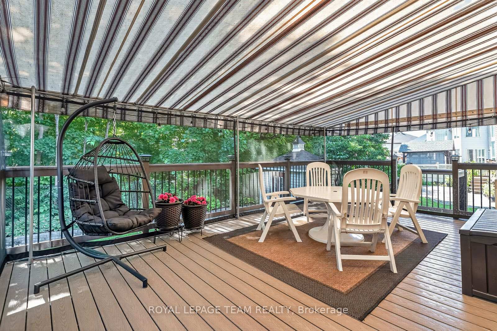 Photo 33 of 102 Golflinks Drive, Ottawa, Barrhaven - Stonebridge — HOMEH