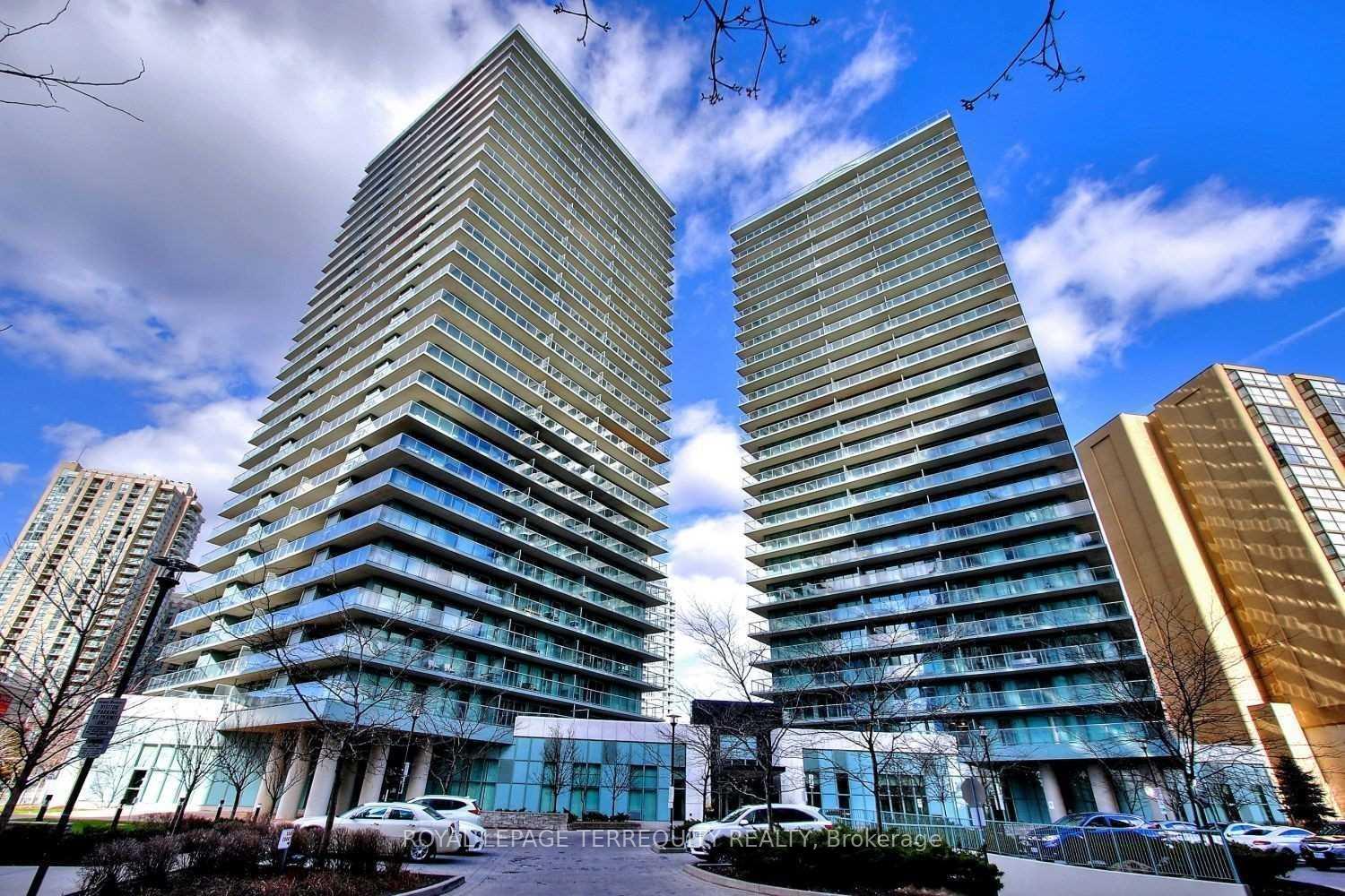 Front of Unit 901, 5500 Yonge Street