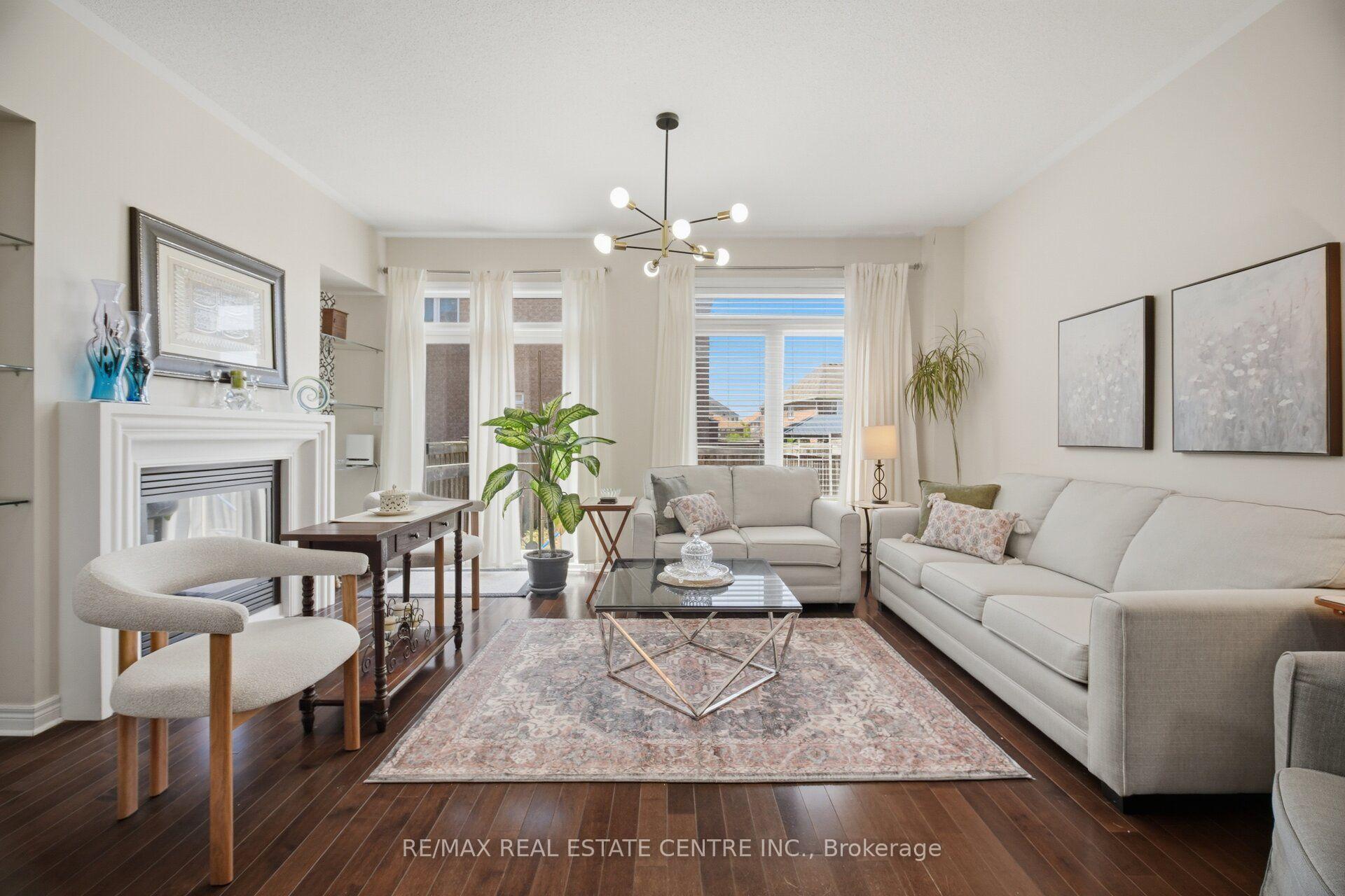 Photo 18 of 41 Lorenzo Circle, Brampton, Sandringham-Wellington — HOMEH