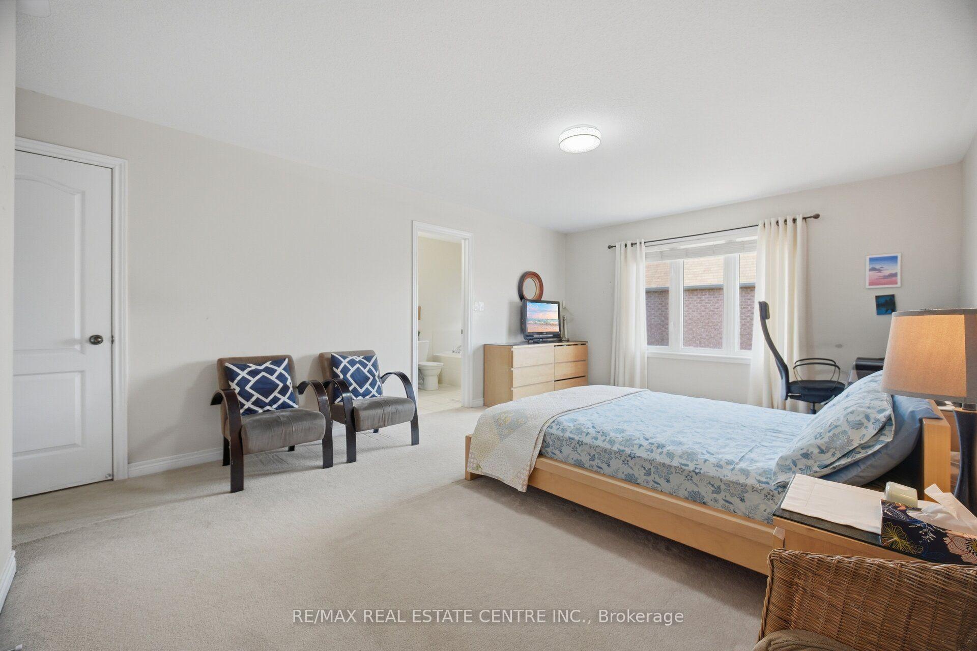 Photo 25 of 41 Lorenzo Circle, Brampton, Sandringham-Wellington — HOMEH