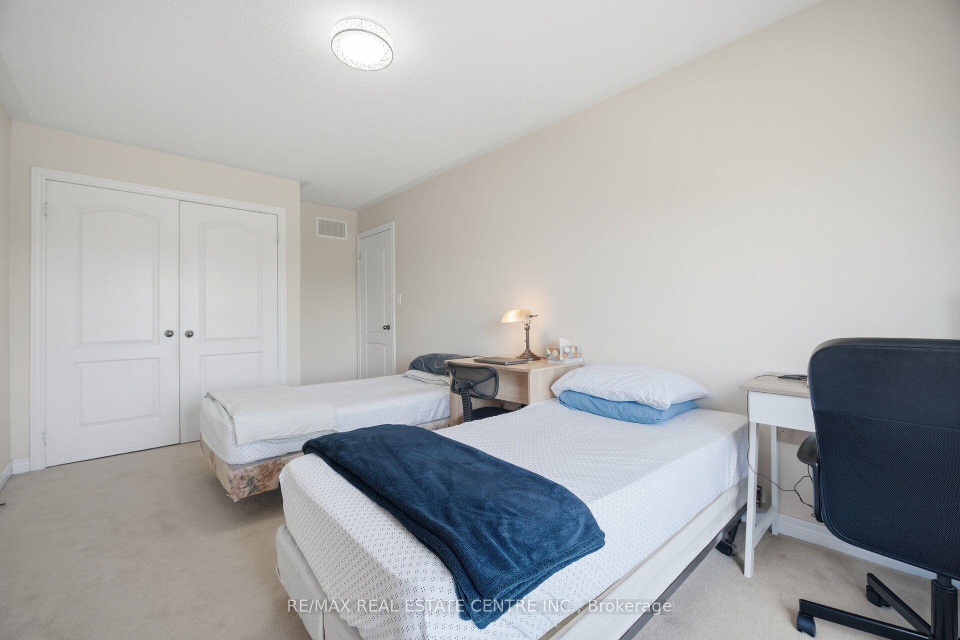Photo 29 of 41 Lorenzo Circle, Brampton, Sandringham-Wellington — HOMEH