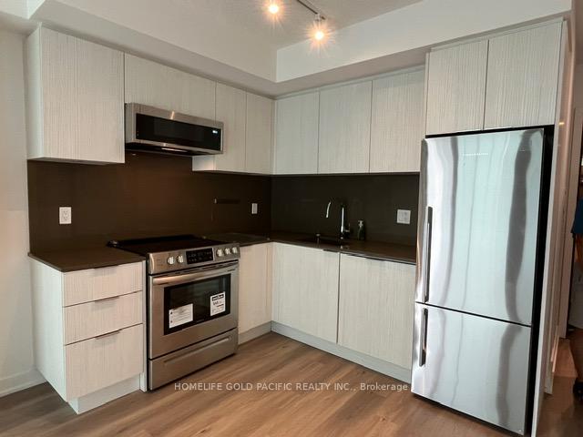 Photo 4 of Unit 611, 25 Richmond Street E, Toronto, Church-Yonge Corridor — HOMEH