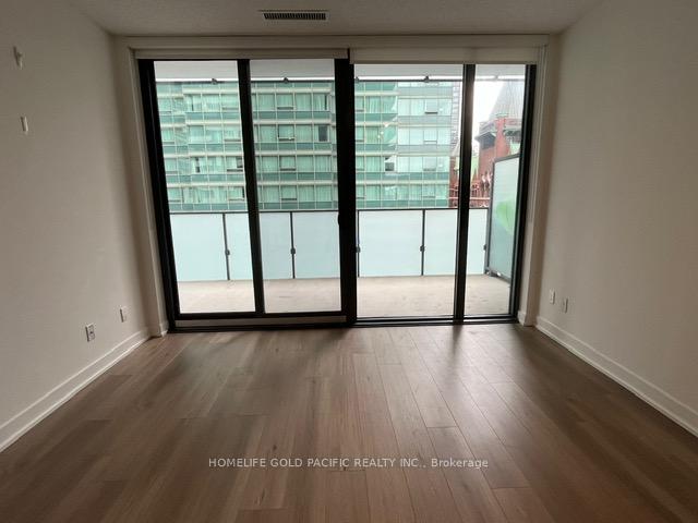 Photo 6 of Unit 611, 25 Richmond Street E, Toronto, Church-Yonge Corridor — HOMEH