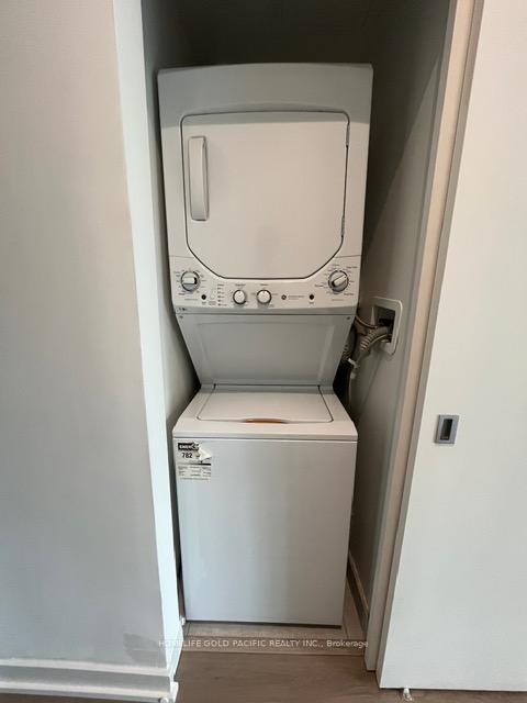 Photo 15 of Unit 611, 25 Richmond Street E, Toronto, Church-Yonge Corridor — HOMEH