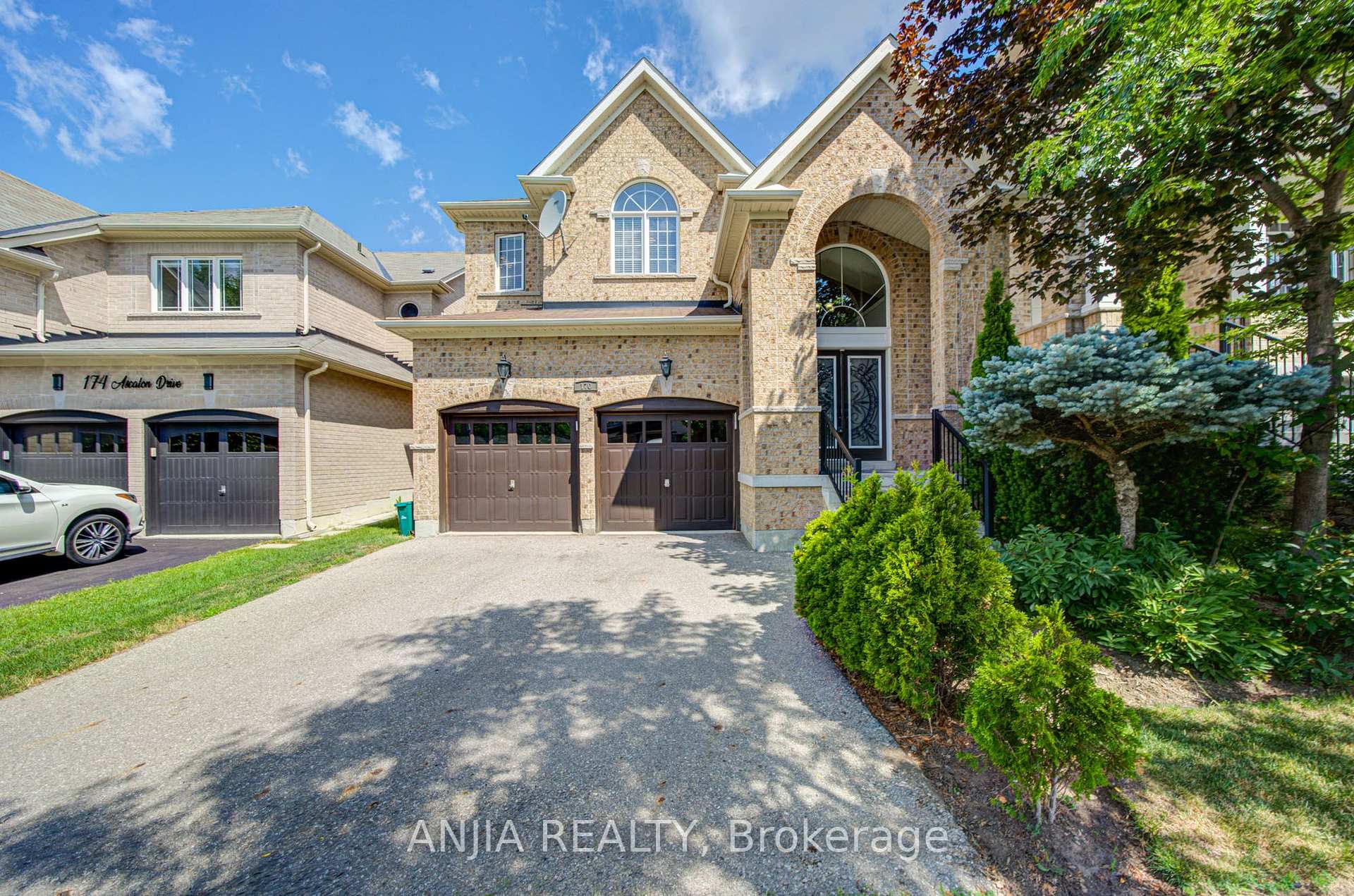 Photo 1 of 170 Ascalon Drive, Vaughan, Patterson — HOMEH