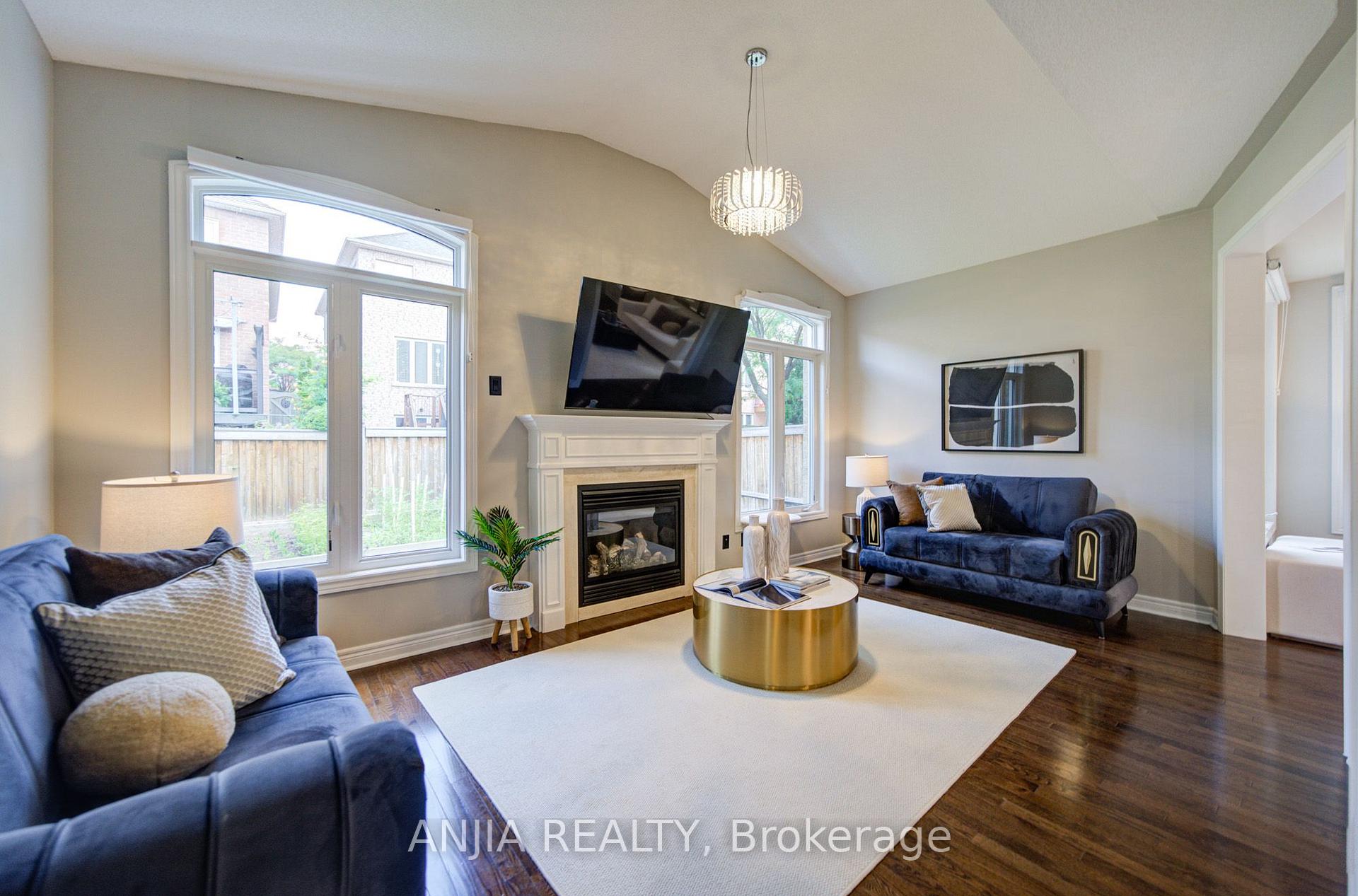 Photo 21 of 170 Ascalon Drive, Vaughan, Patterson — HOMEH