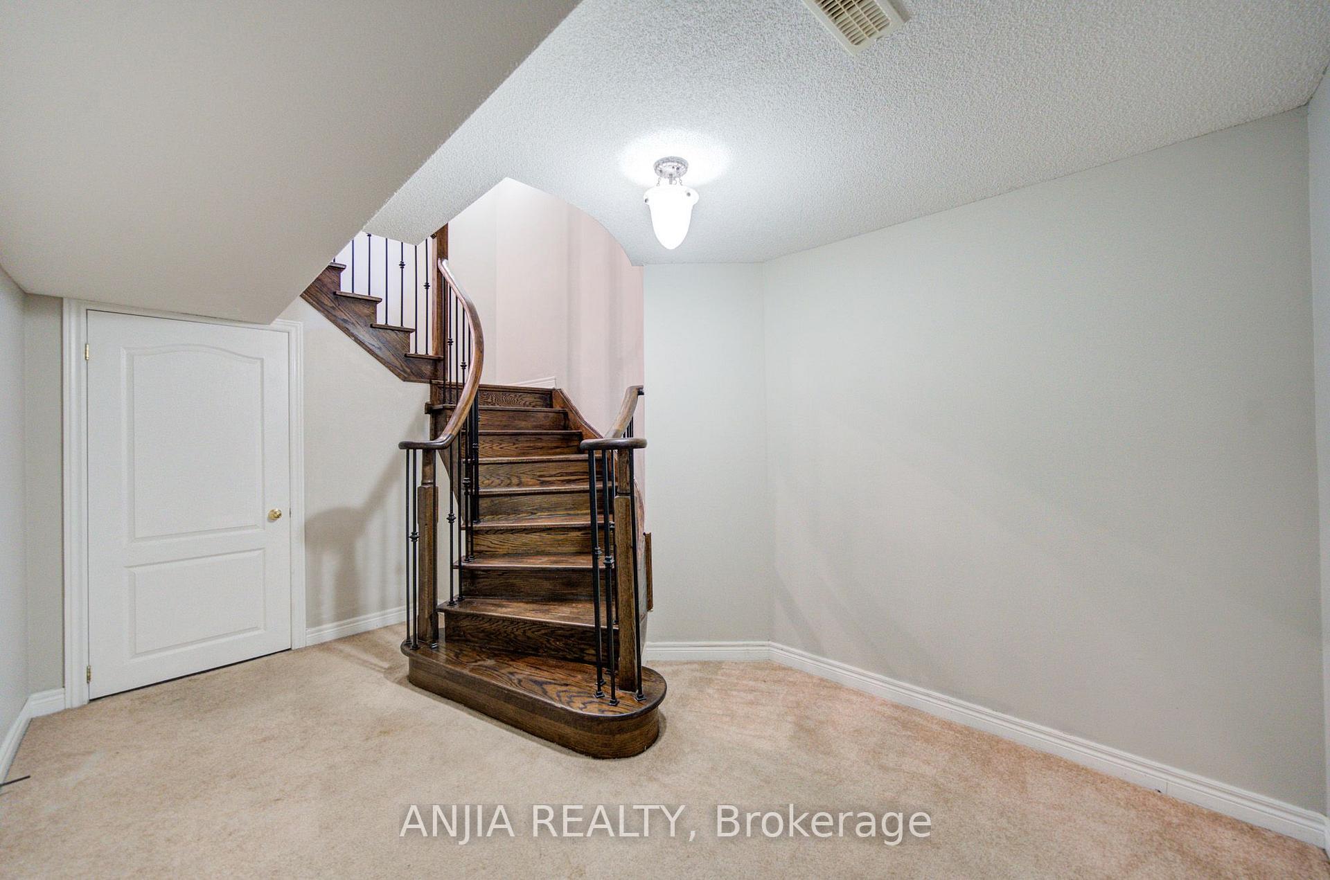 Photo 44 of 170 Ascalon Drive, Vaughan, Patterson — HOMEH