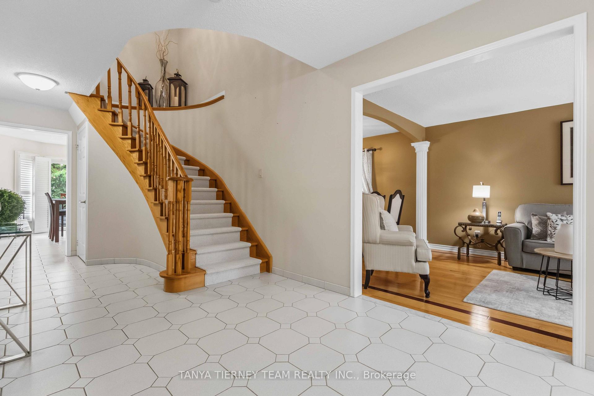 Photo 6 of 60 Cairns Drive, Markham, Raymerville — HOMEH