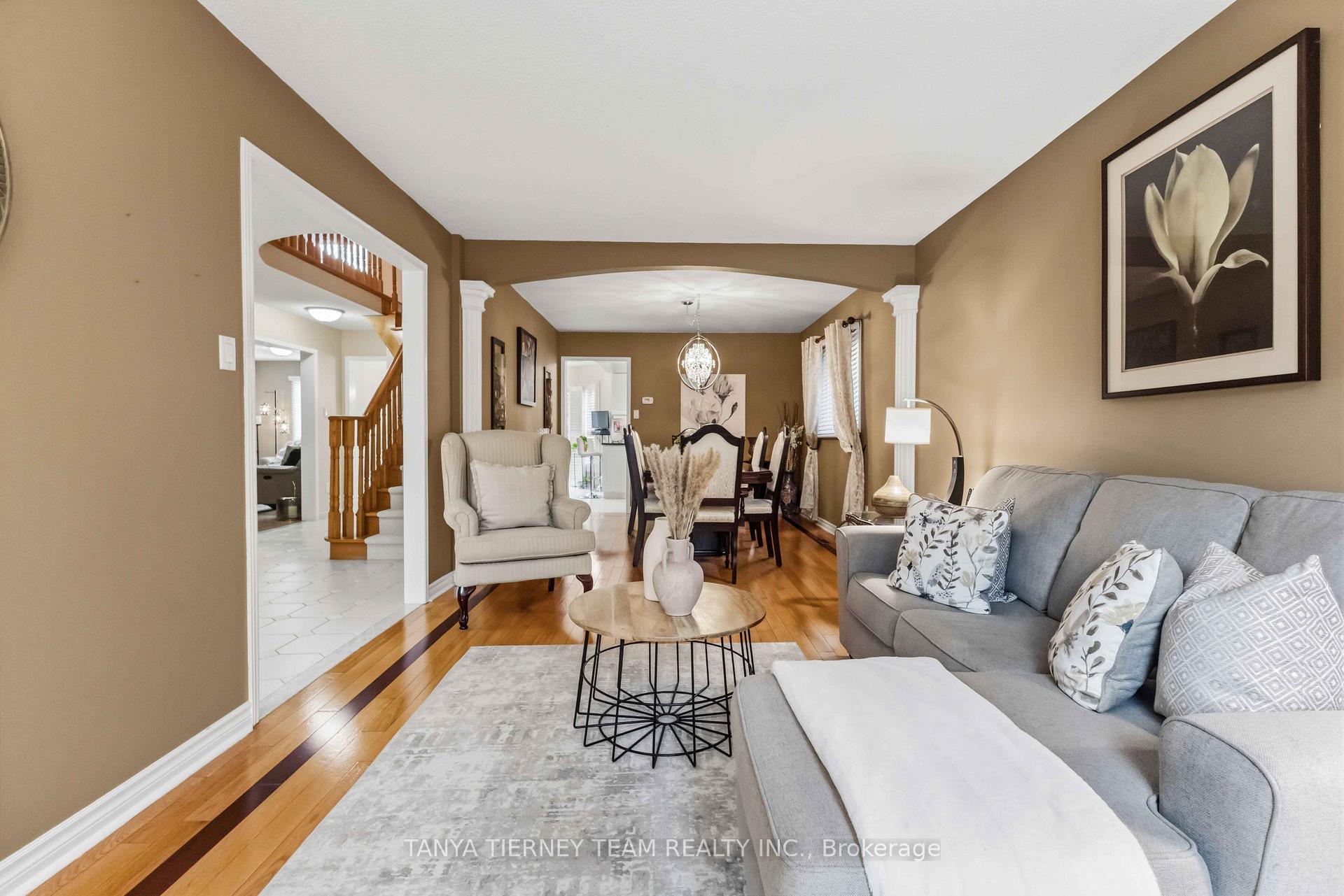 Photo 9 of 60 Cairns Drive, Markham, Raymerville — HOMEH