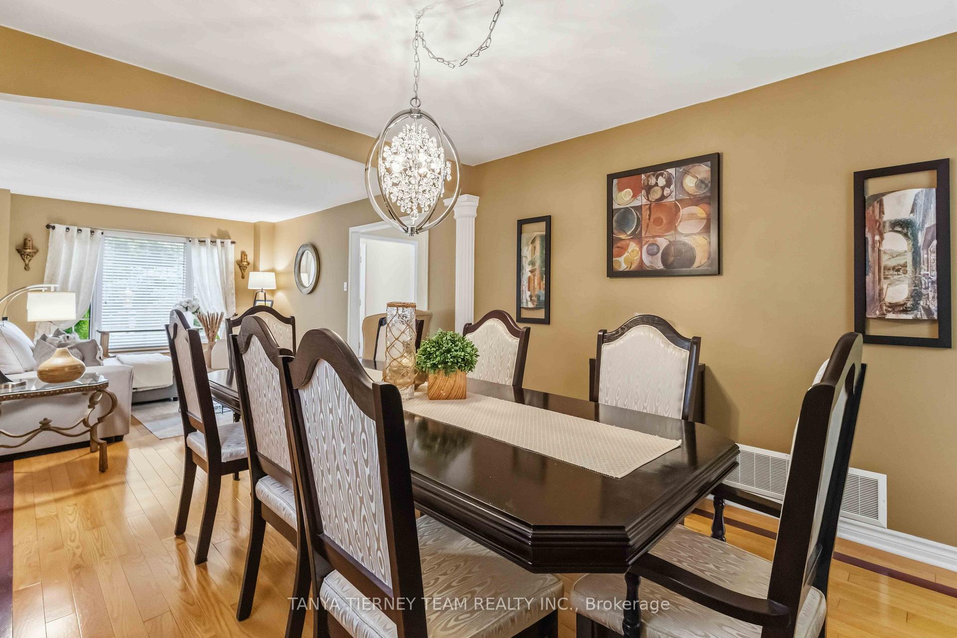 Photo 11 of 60 Cairns Drive, Markham, Raymerville — HOMEH