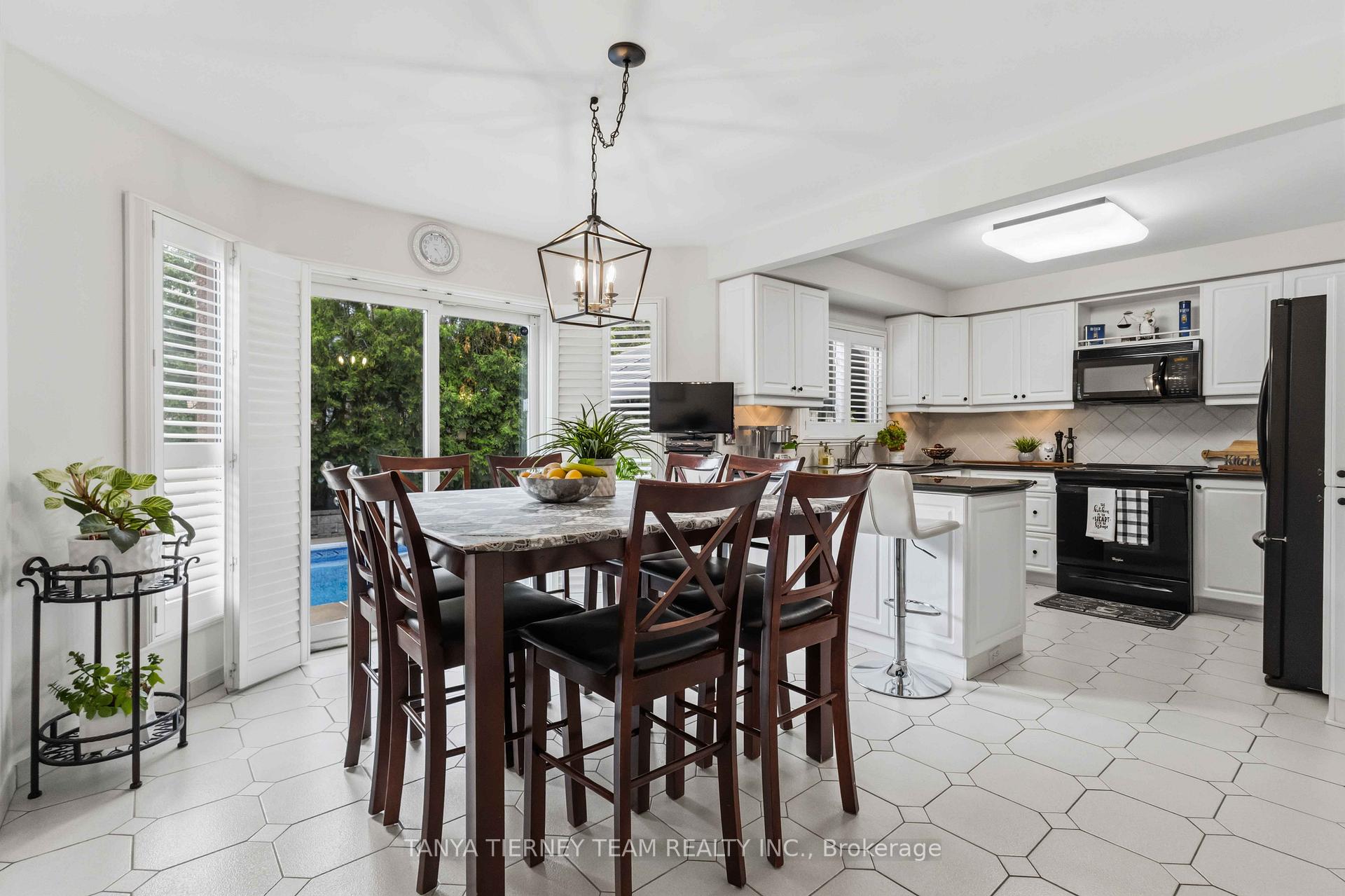 Photo 22 of 60 Cairns Drive, Markham, Raymerville — HOMEH