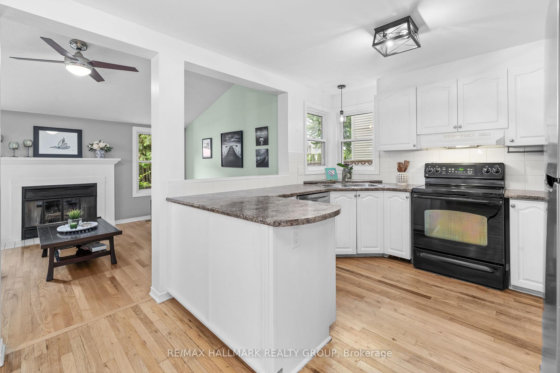 Photo 16 of 652 Thicket Way, Ottawa, Fallingbrook/Gardenway South — HOMEH