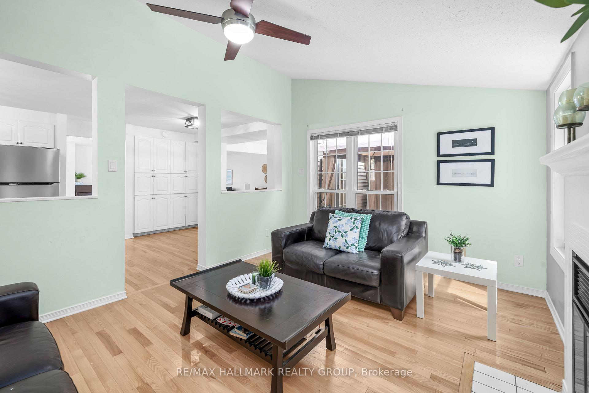 Photo 20 of 652 Thicket Way, Ottawa, Fallingbrook/Gardenway South — HOMEH