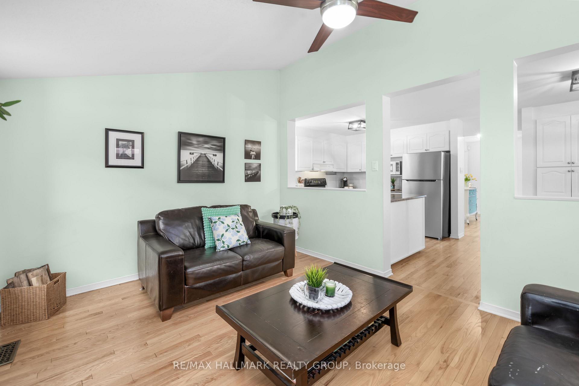 Photo 22 of 652 Thicket Way, Ottawa, Fallingbrook/Gardenway South — HOMEH