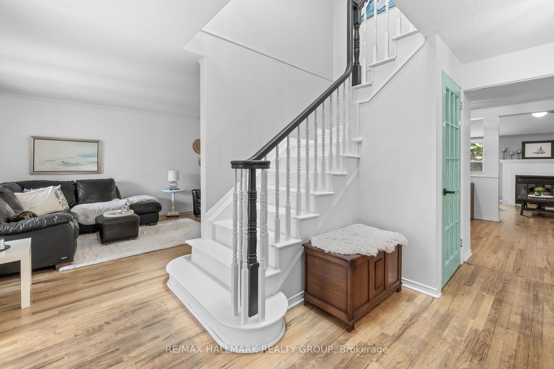 Photo 27 of 652 Thicket Way, Ottawa, Fallingbrook/Gardenway South — HOMEH