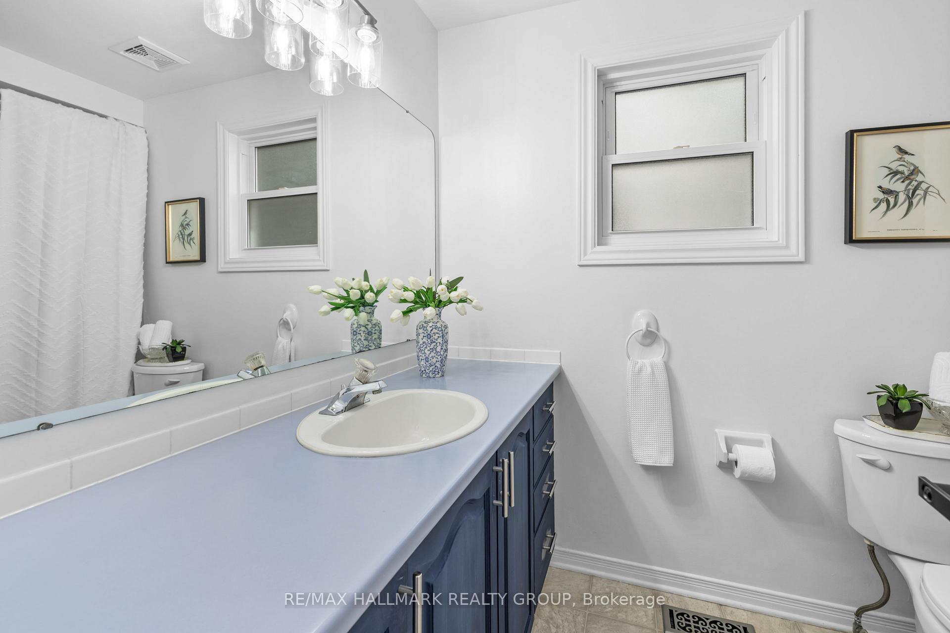 Photo 33 of 652 Thicket Way, Ottawa, Fallingbrook/Gardenway South — HOMEH