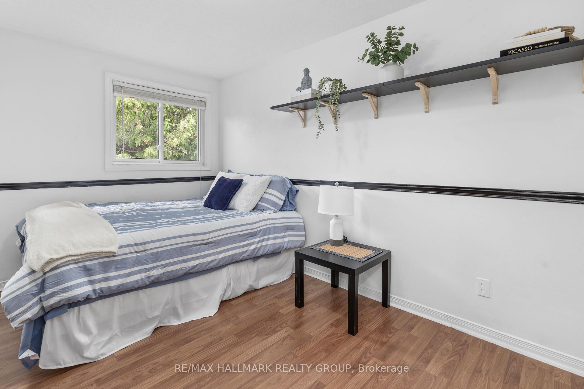 Photo 36 of 652 Thicket Way, Ottawa, Fallingbrook/Gardenway South — HOMEH