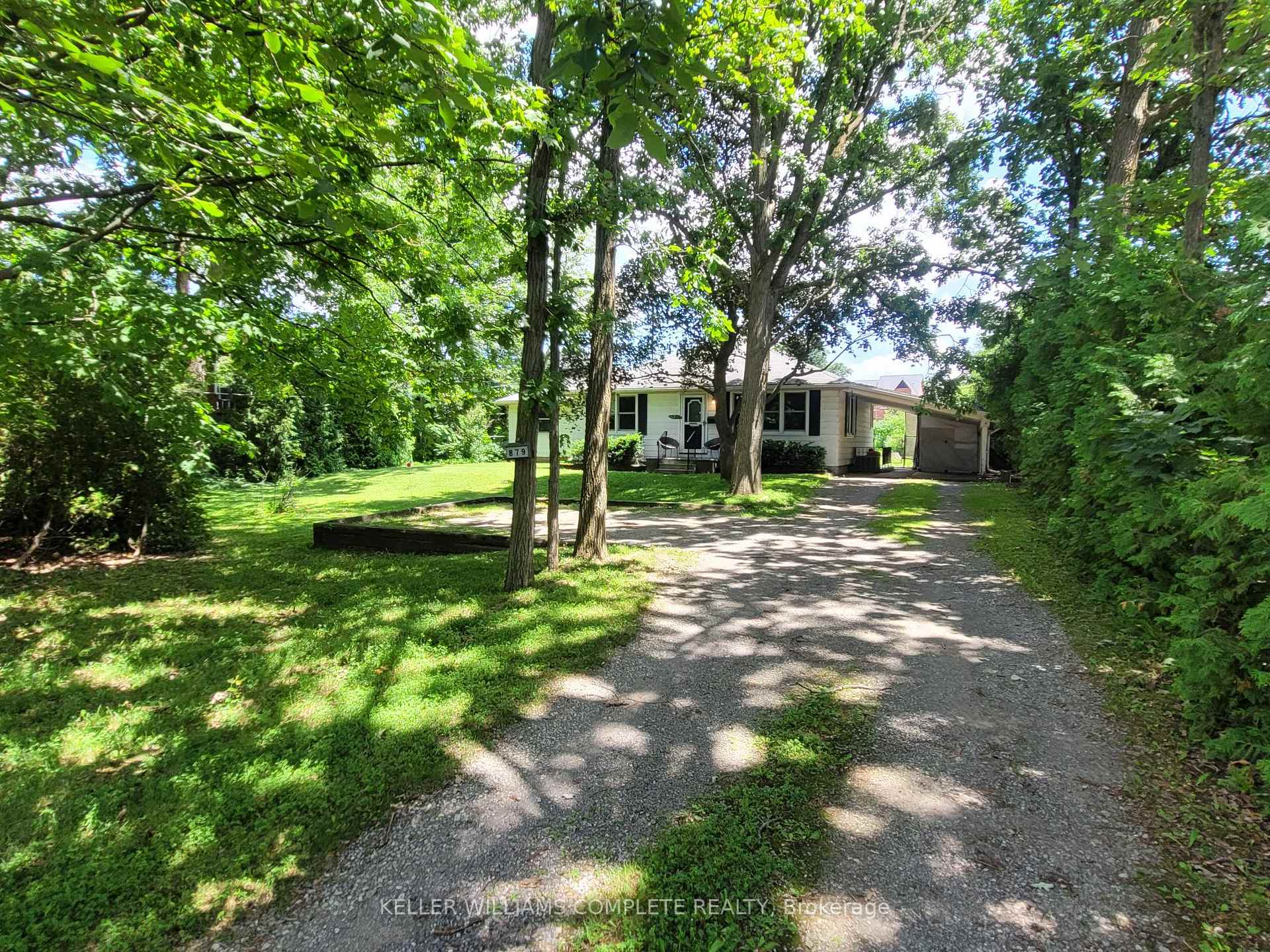 Photo 4 of 879 West 5TH Street, Hamilton, Gourley — HOMEH