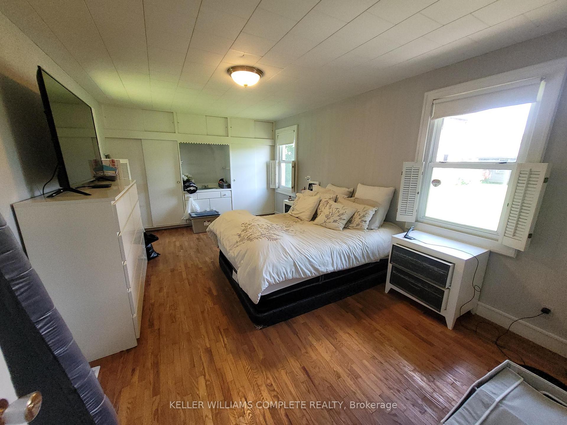 Photo 22 of 879 West 5TH Street, Hamilton, Gourley — HOMEH
