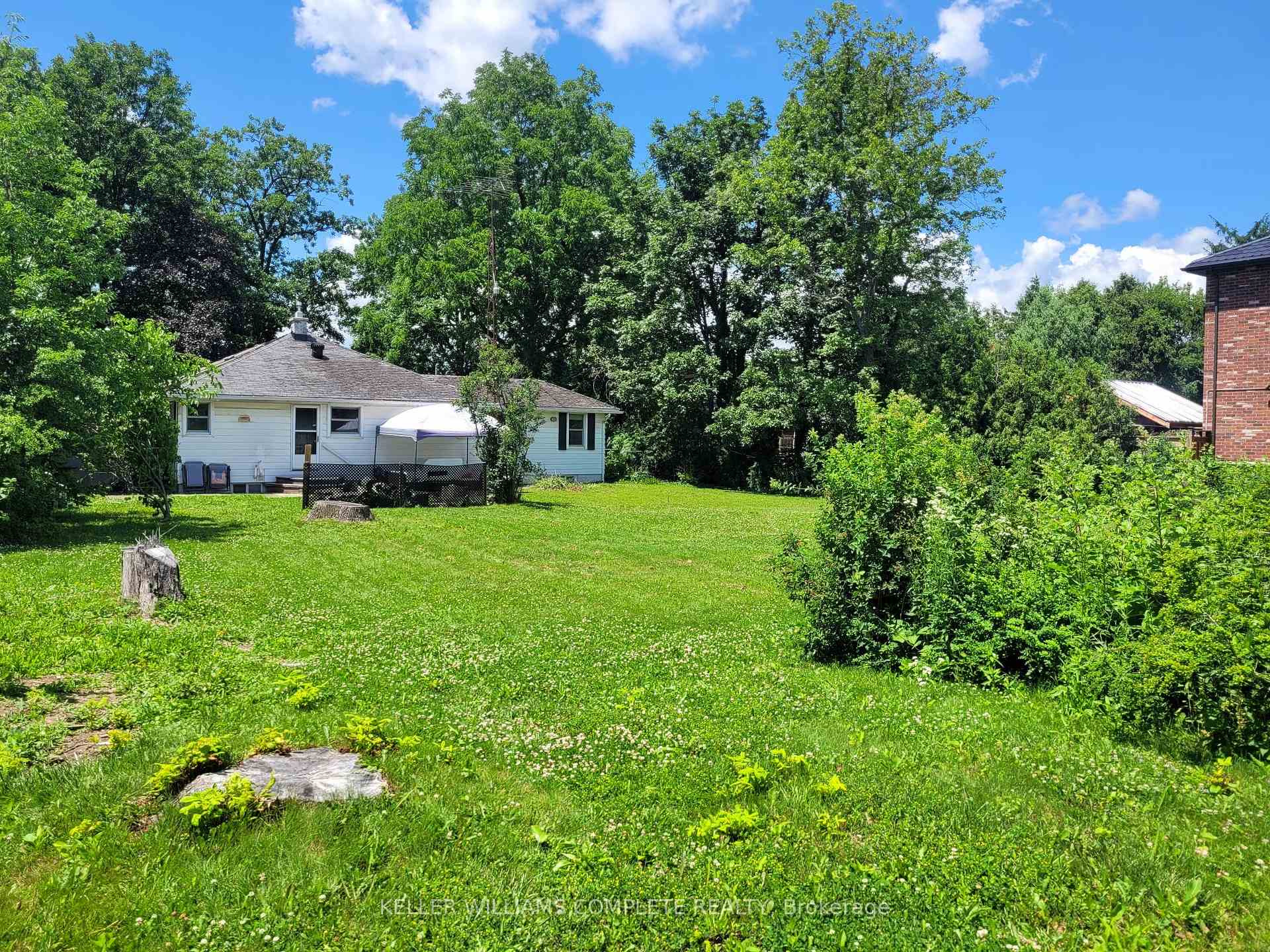 Photo 34 of 879 West 5TH Street, Hamilton, Gourley — HOMEH