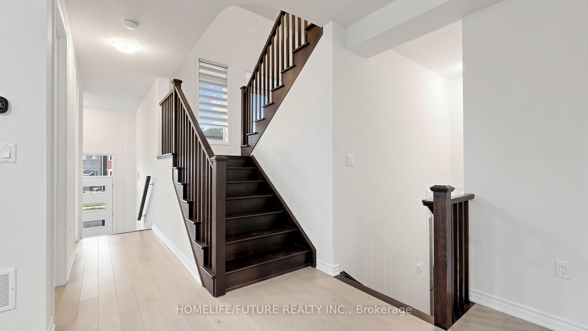 Photo 11 of 1406 Swallowtail Lane, Pickering, Rural Pickering — HOMEH