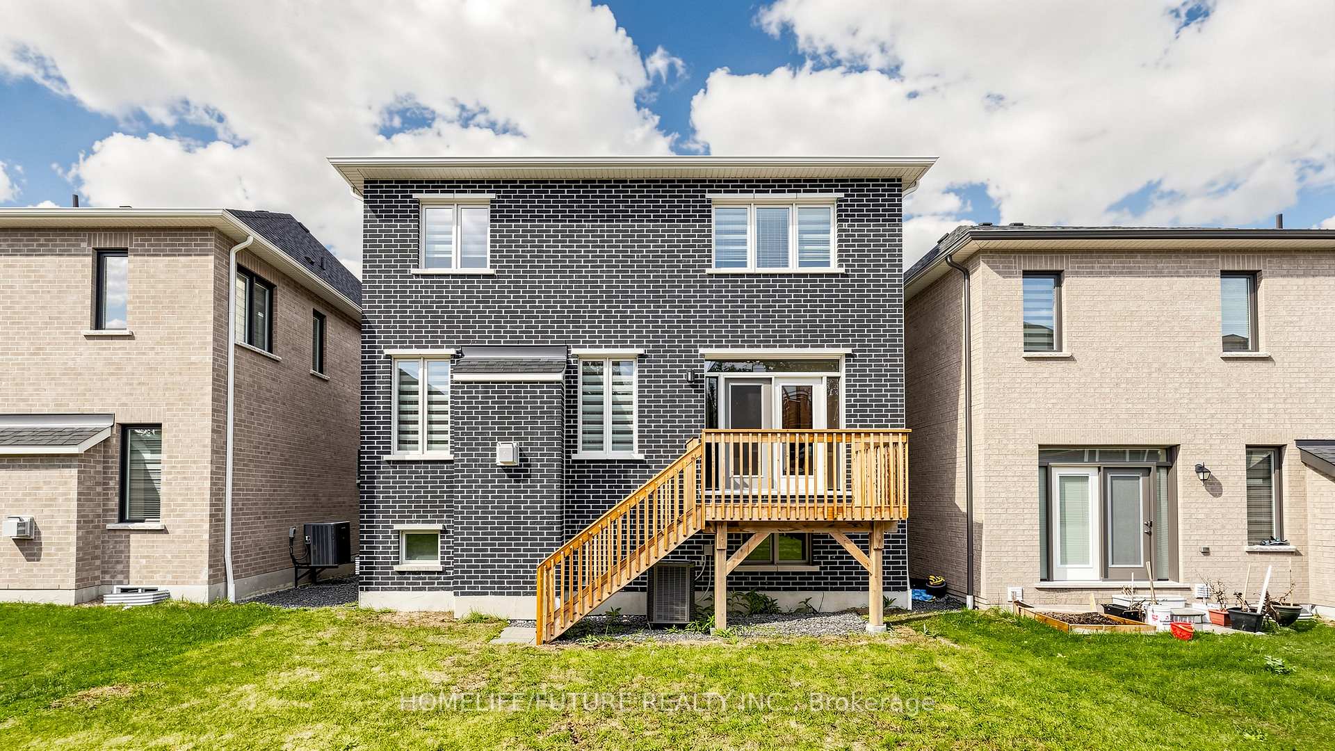 Photo 39 of 1406 Swallowtail Lane, Pickering, Rural Pickering — HOMEH