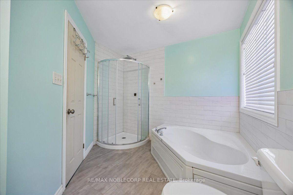 Photo 9 of Unit Main, 210 Dunsmore Lane, Barrie, Georgian Drive — HOMEH