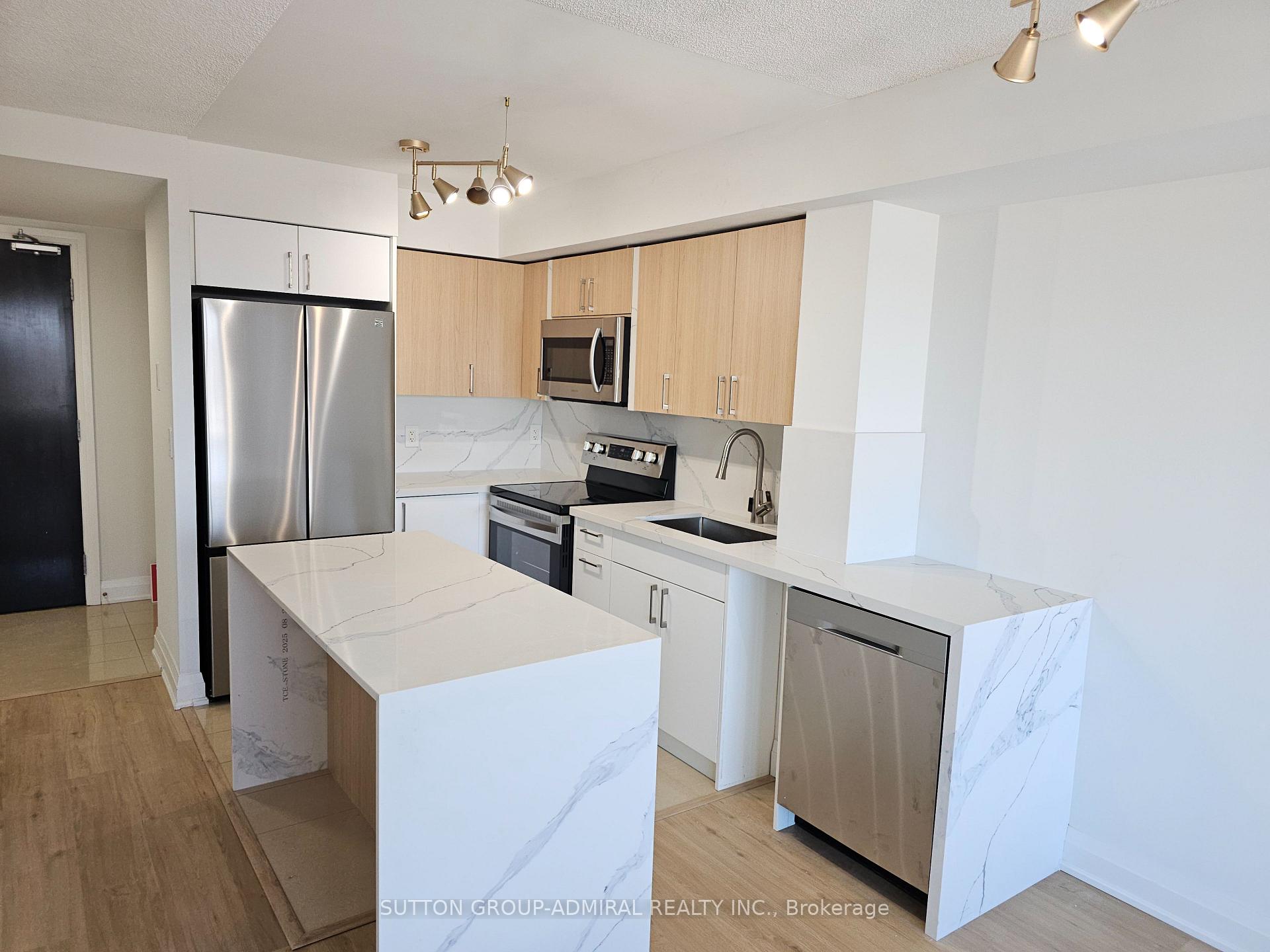 Photo 4 of Unit 417, 20 North Park Road, Vaughan, Beverley Glen — HOMEH