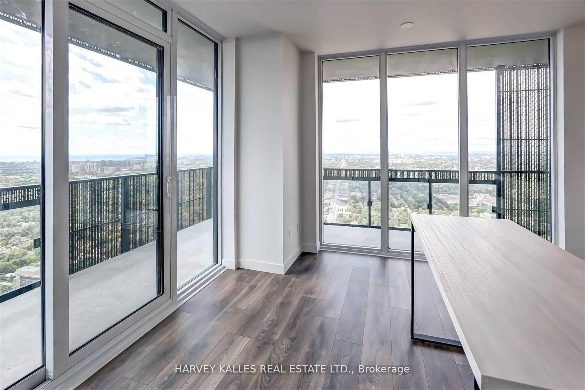 Photo 6 of Unit 5202, 8 Eglinton Avenue E, Toronto, Yonge-Eglinton — HOMEH