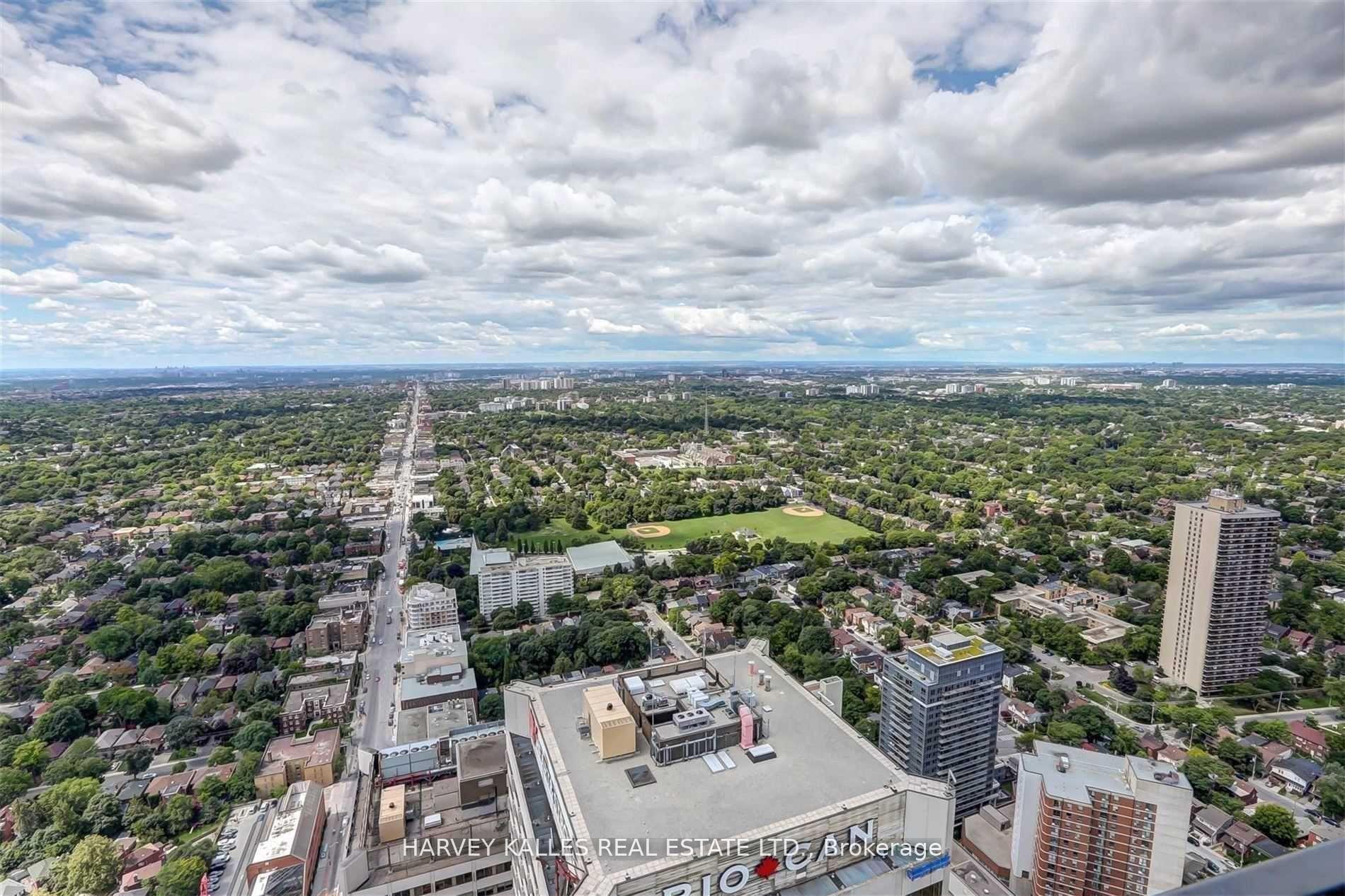 Photo 13 of Unit 5202, 8 Eglinton Avenue E, Toronto, Yonge-Eglinton — HOMEH