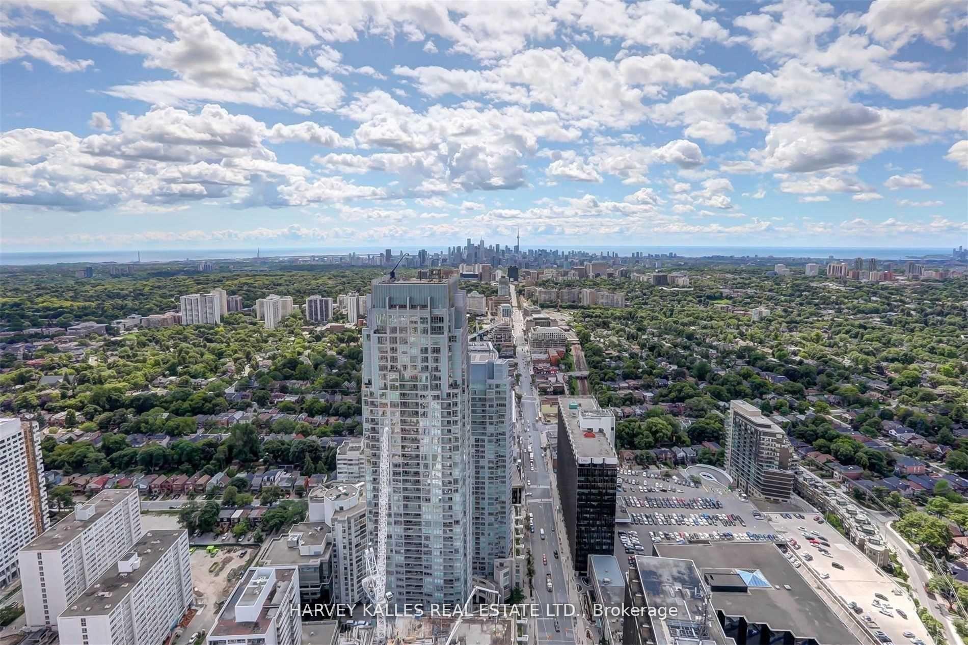Photo 14 of Unit 5202, 8 Eglinton Avenue E, Toronto, Yonge-Eglinton — HOMEH