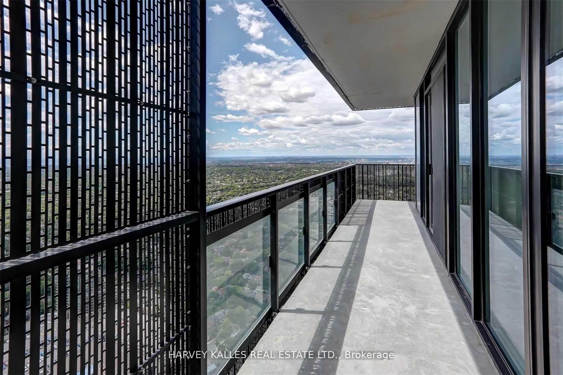 Photo 15 of Unit 5202, 8 Eglinton Avenue E, Toronto, Yonge-Eglinton — HOMEH