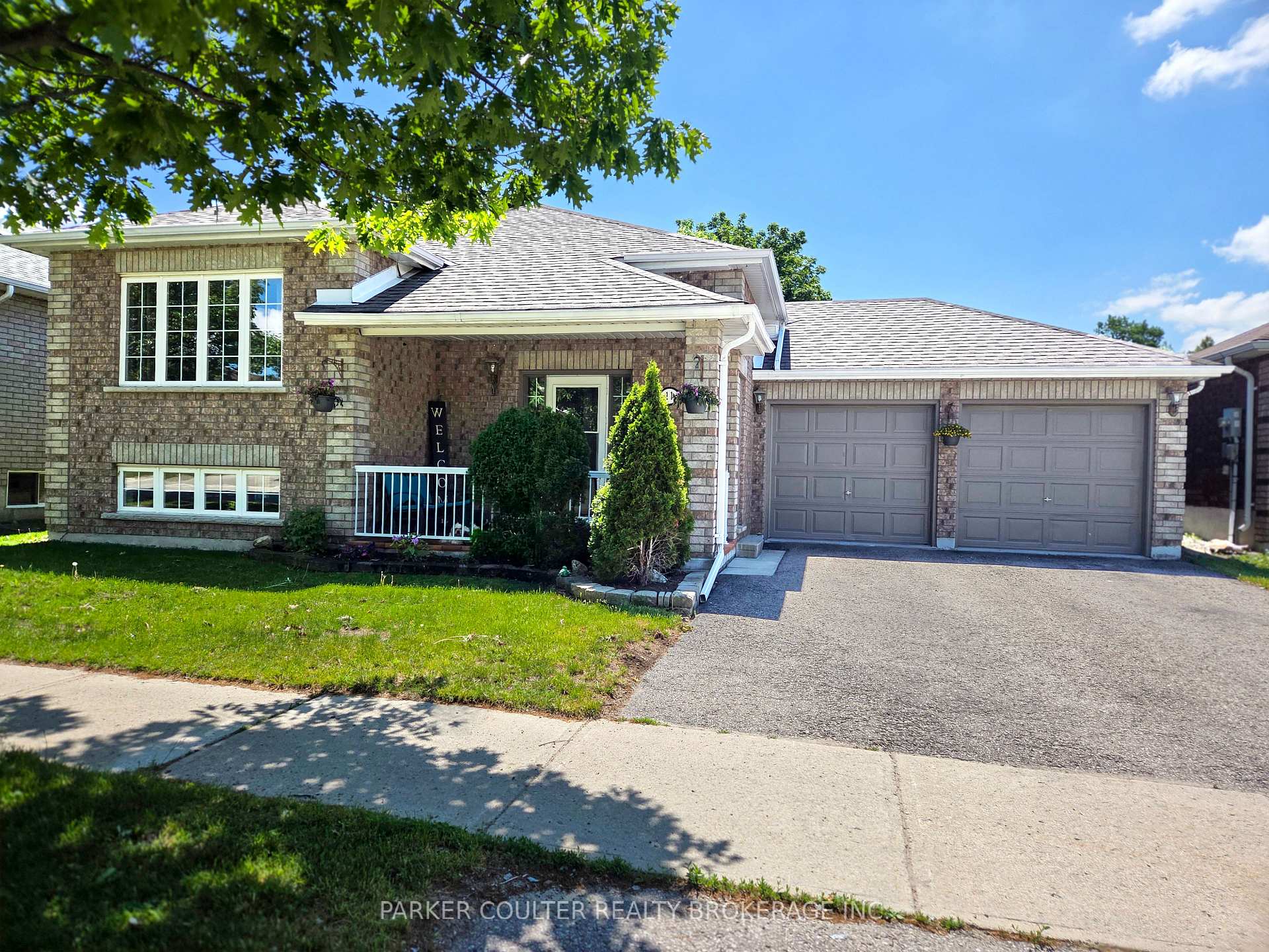 Photo 1 of 11 Watson Drive, Barrie, East Bayfield — HOMEH