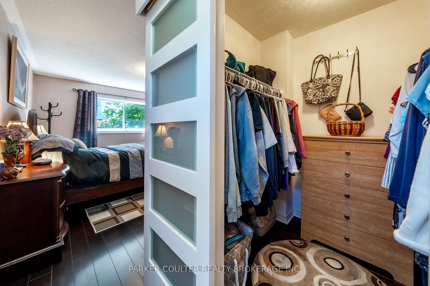 Photo 19 of 11 Watson Drive, Barrie, East Bayfield — HOMEH