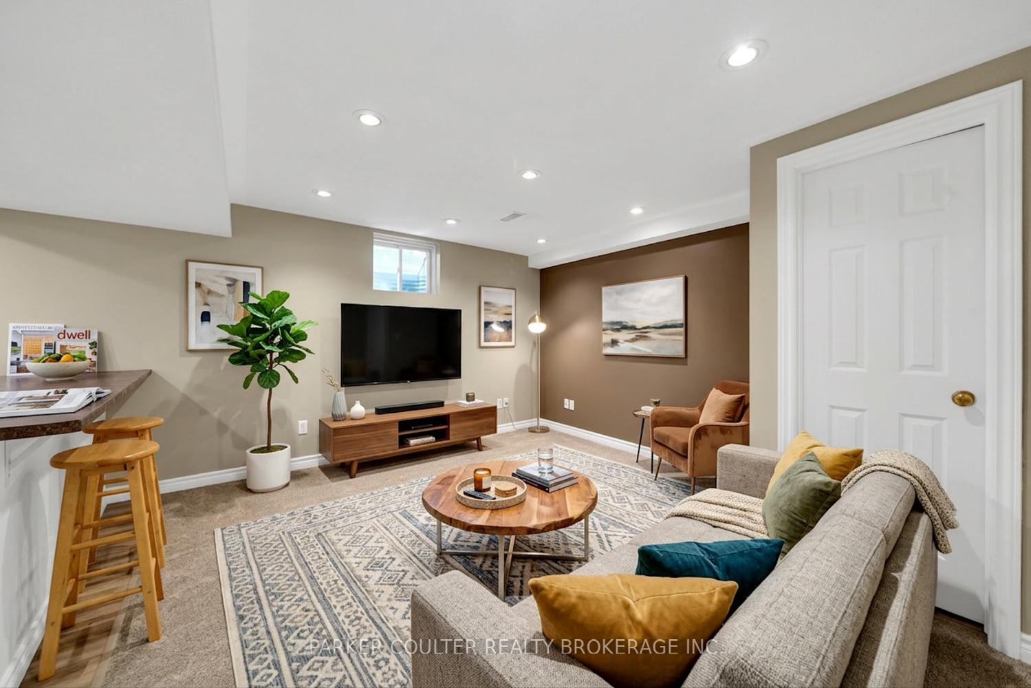 Photo 26 of 11 Watson Drive, Barrie, East Bayfield — HOMEH