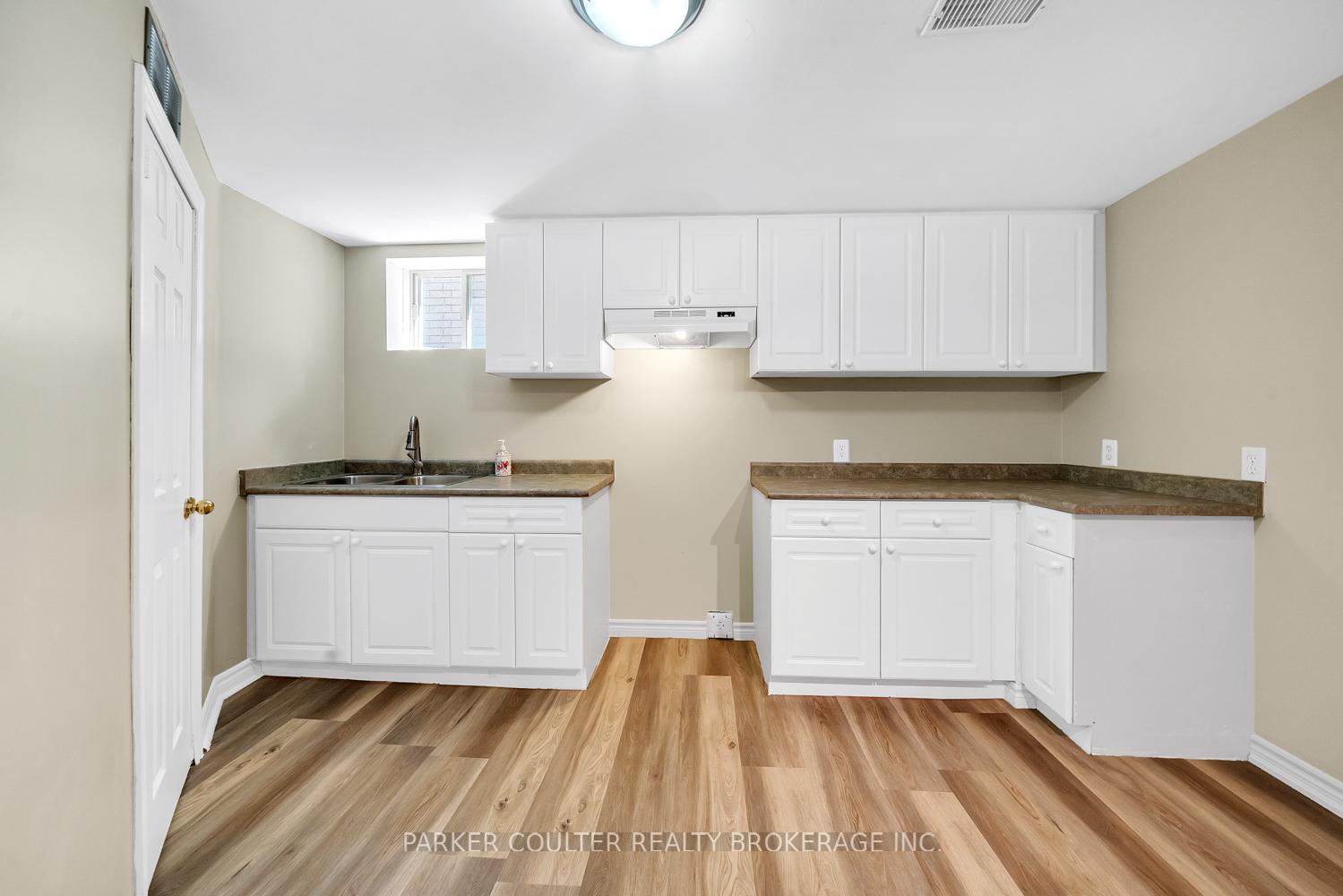 Photo 30 of 11 Watson Drive, Barrie, East Bayfield — HOMEH