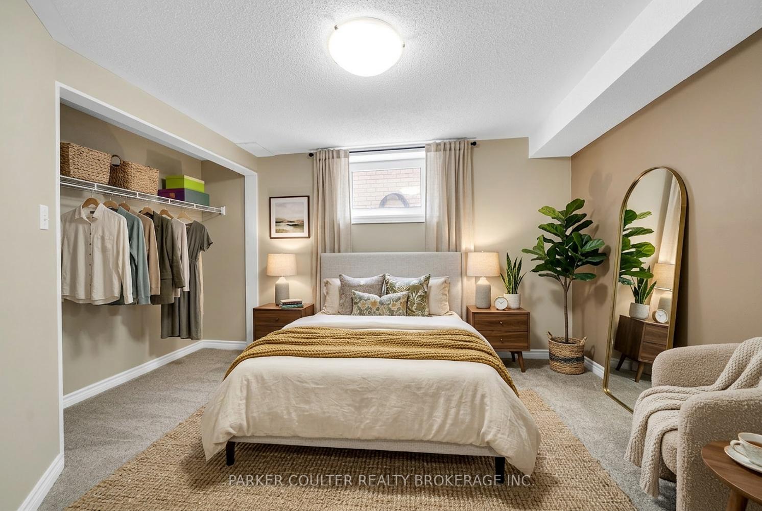 Photo 33 of 11 Watson Drive, Barrie, East Bayfield — HOMEH