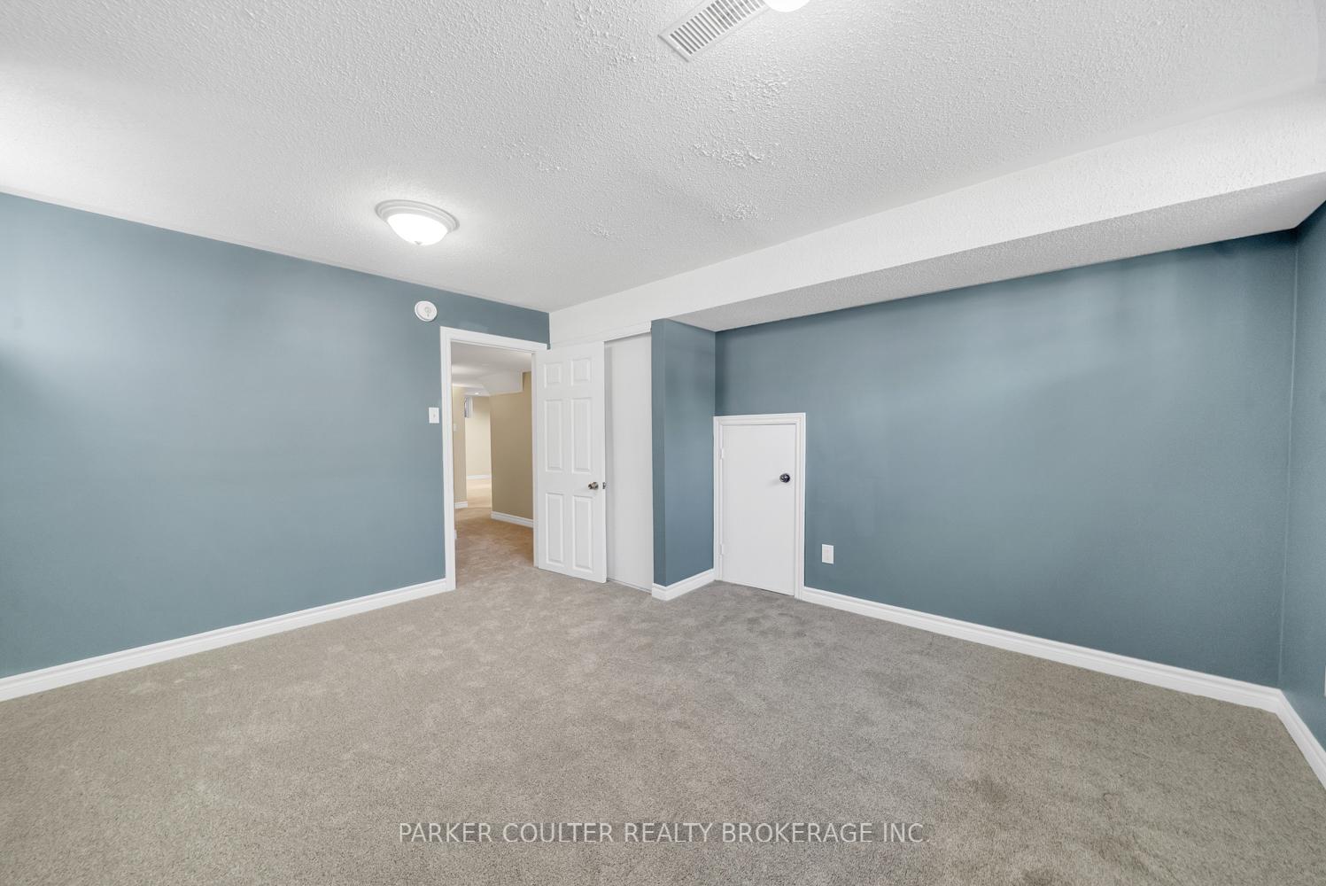 Photo 36 of 11 Watson Drive, Barrie, East Bayfield — HOMEH