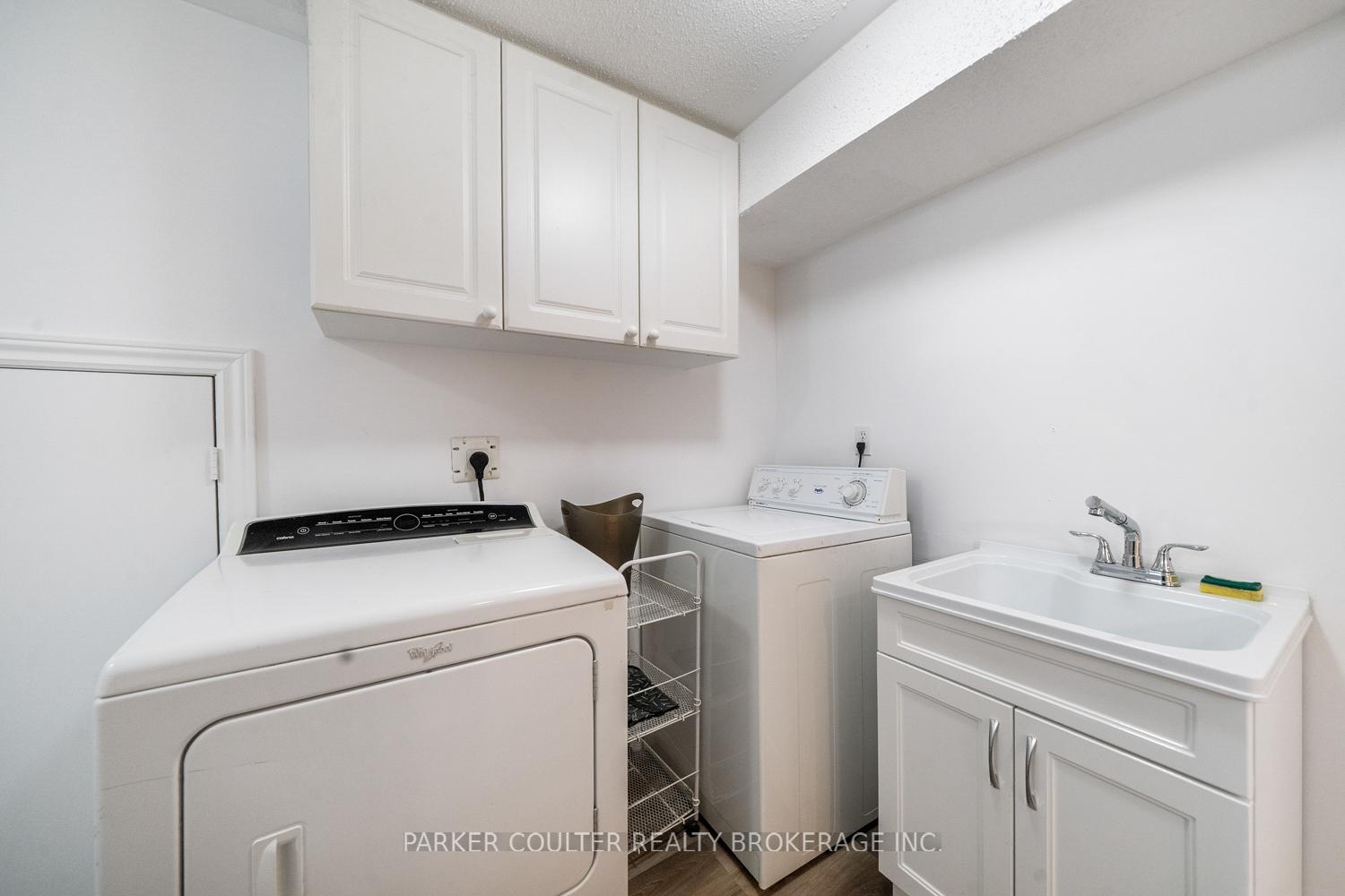 Photo 38 of 11 Watson Drive, Barrie, East Bayfield — HOMEH