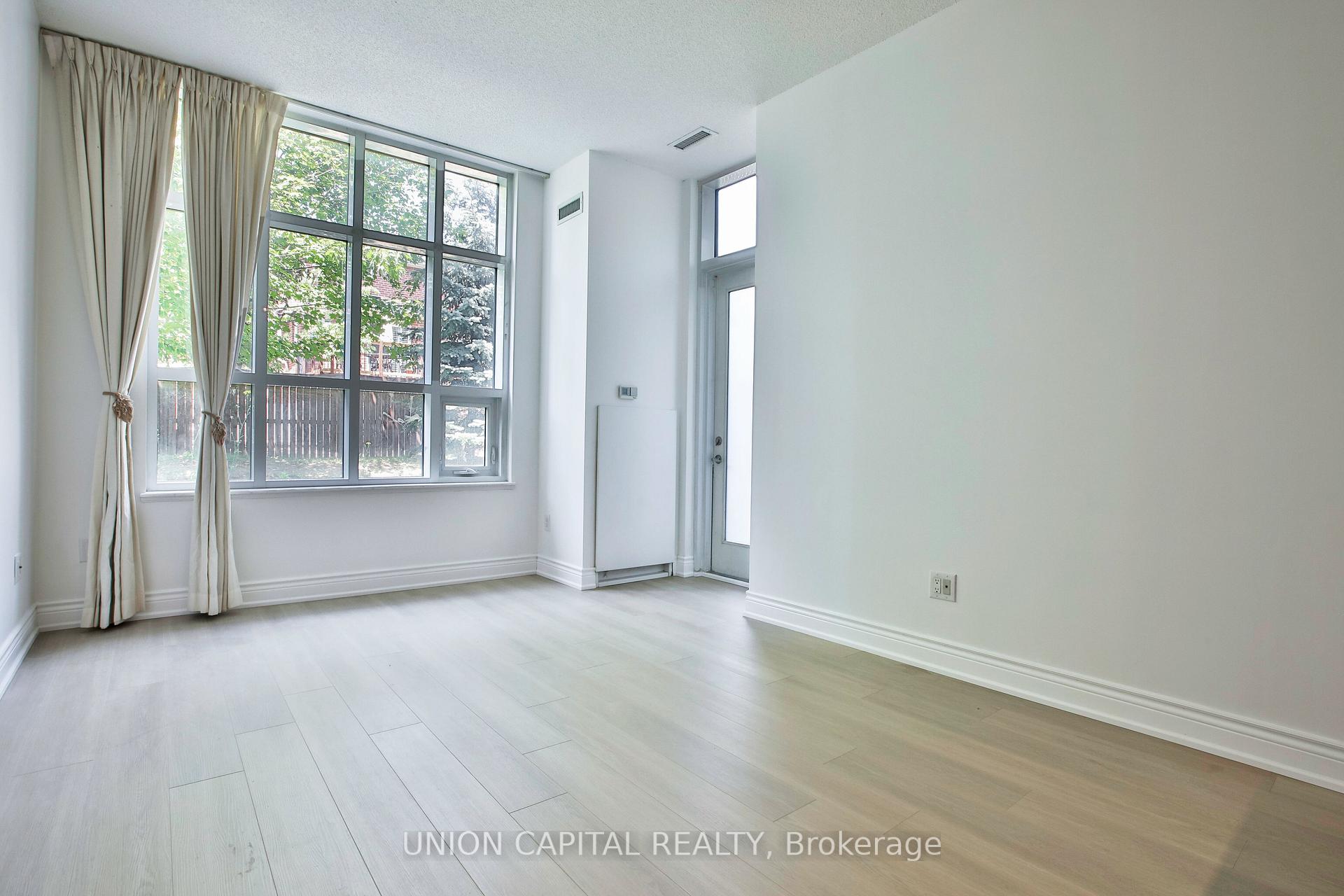 Photo 8 of Unit 108, 2396 Major Mackenzie Drive, Vaughan, Maple — HOMEH