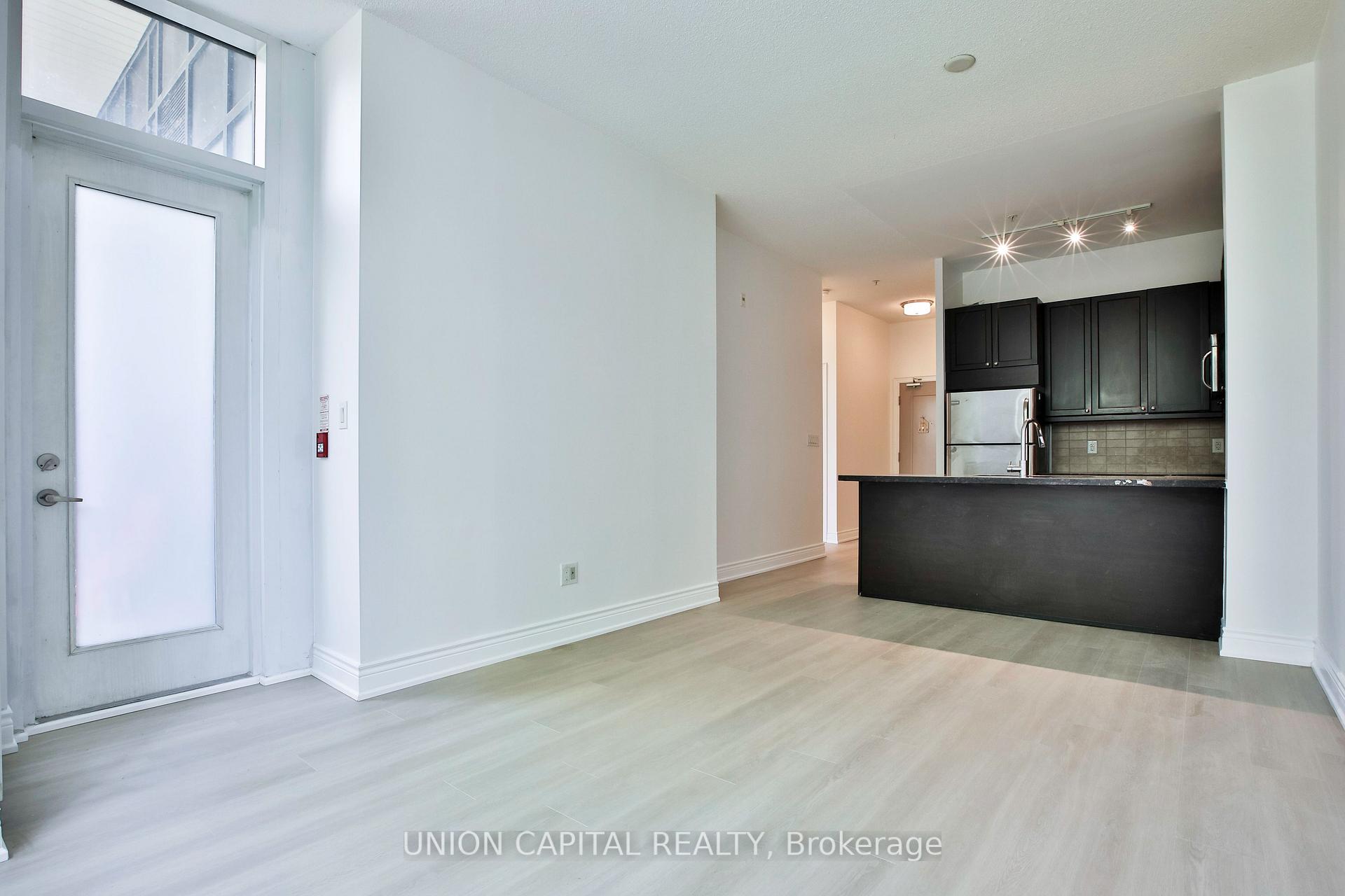 Photo 9 of Unit 108, 2396 Major Mackenzie Drive, Vaughan, Maple — HOMEH