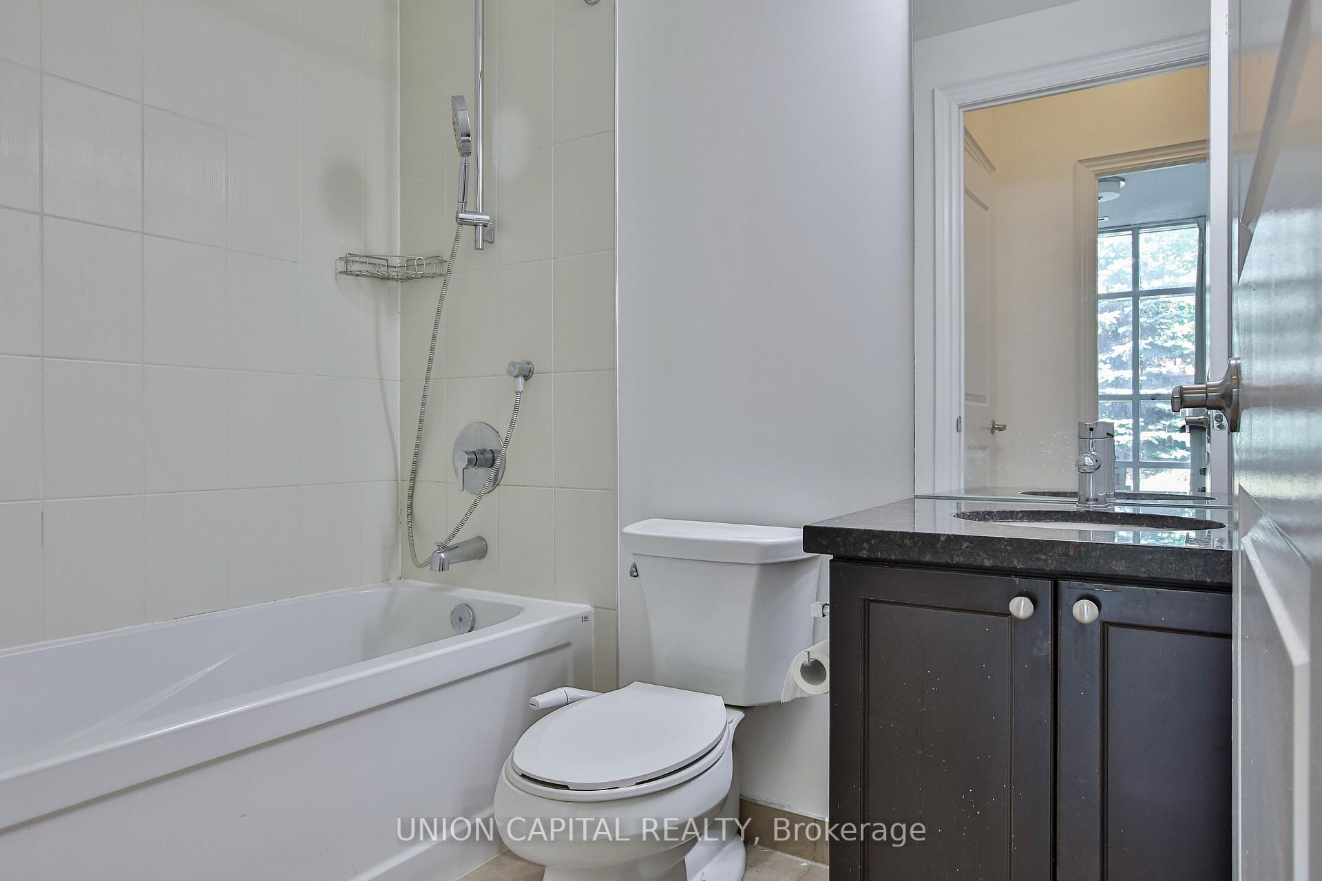 Photo 16 of Unit 108, 2396 Major Mackenzie Drive, Vaughan, Maple — HOMEH