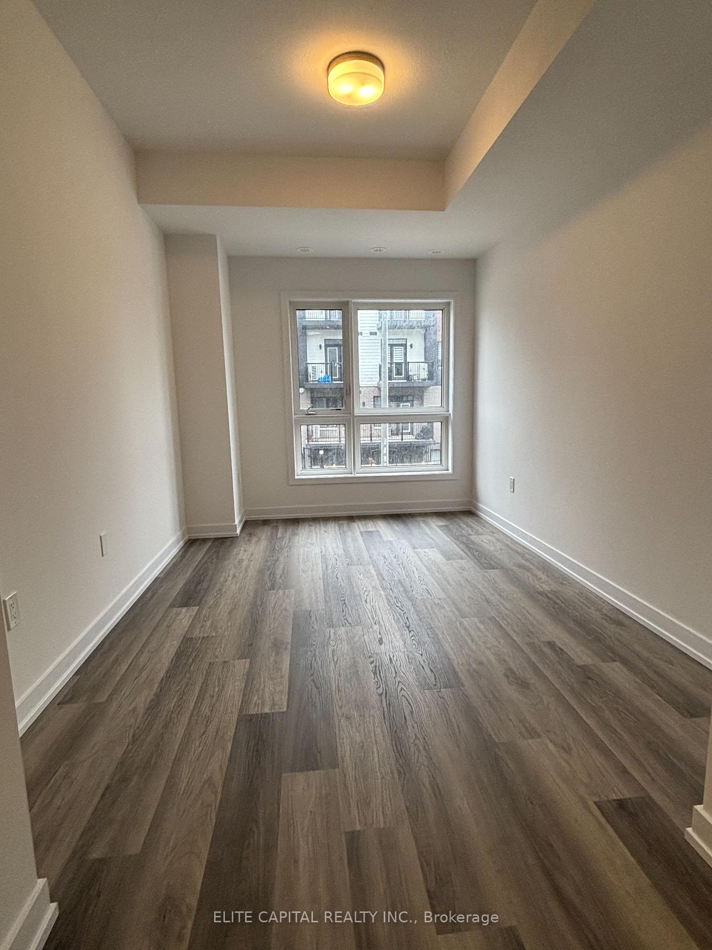 Photo 7 of 25 Palace St Street, Kitchener, Laurentian Hills — HOMEH
