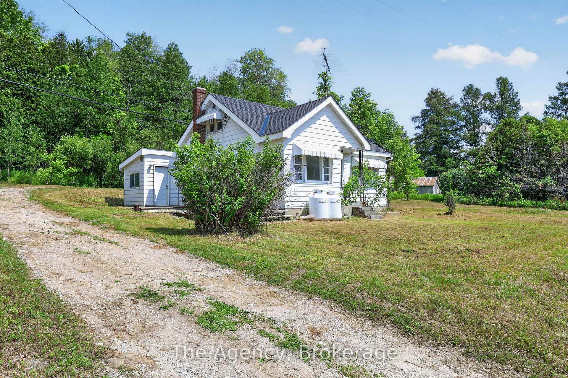 Photo 3 of 11401 Highway 12, Tay, Rural Tay — HOMEH