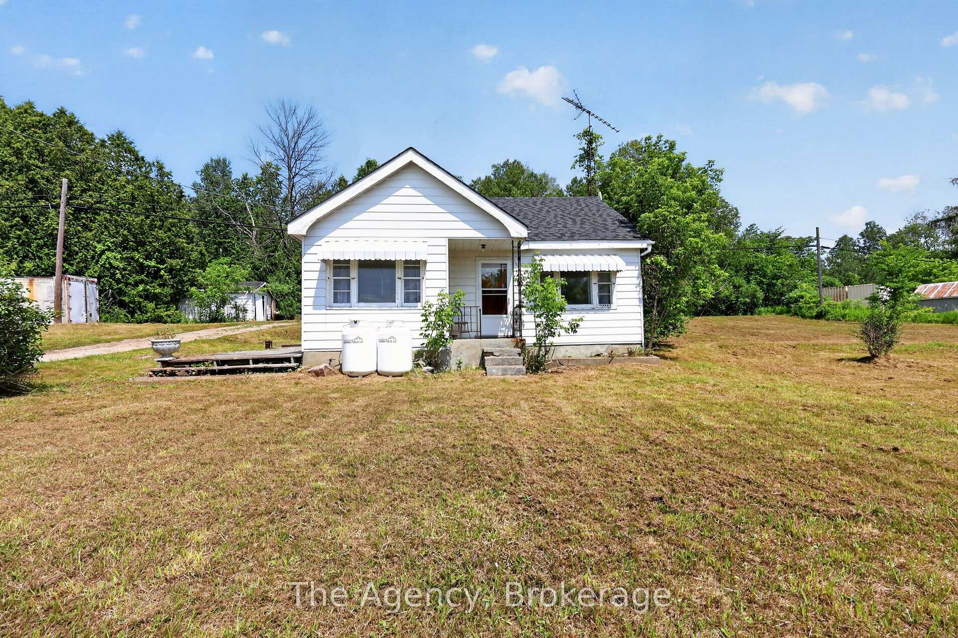 Photo 31 of 11401 Highway 12, Tay, Rural Tay — HOMEH